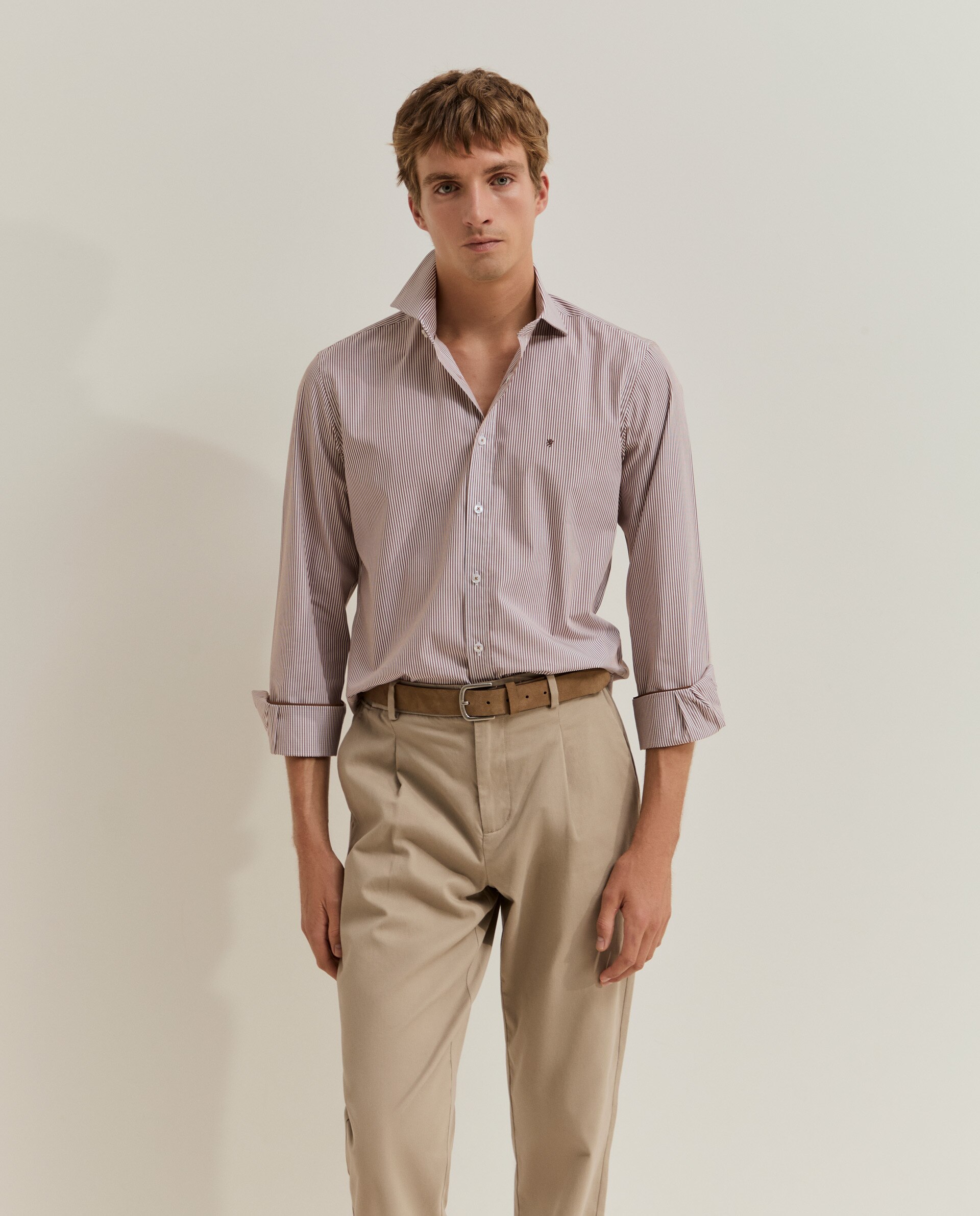 Camisa de Corte Slim Fit Às Riscas Creme-1
