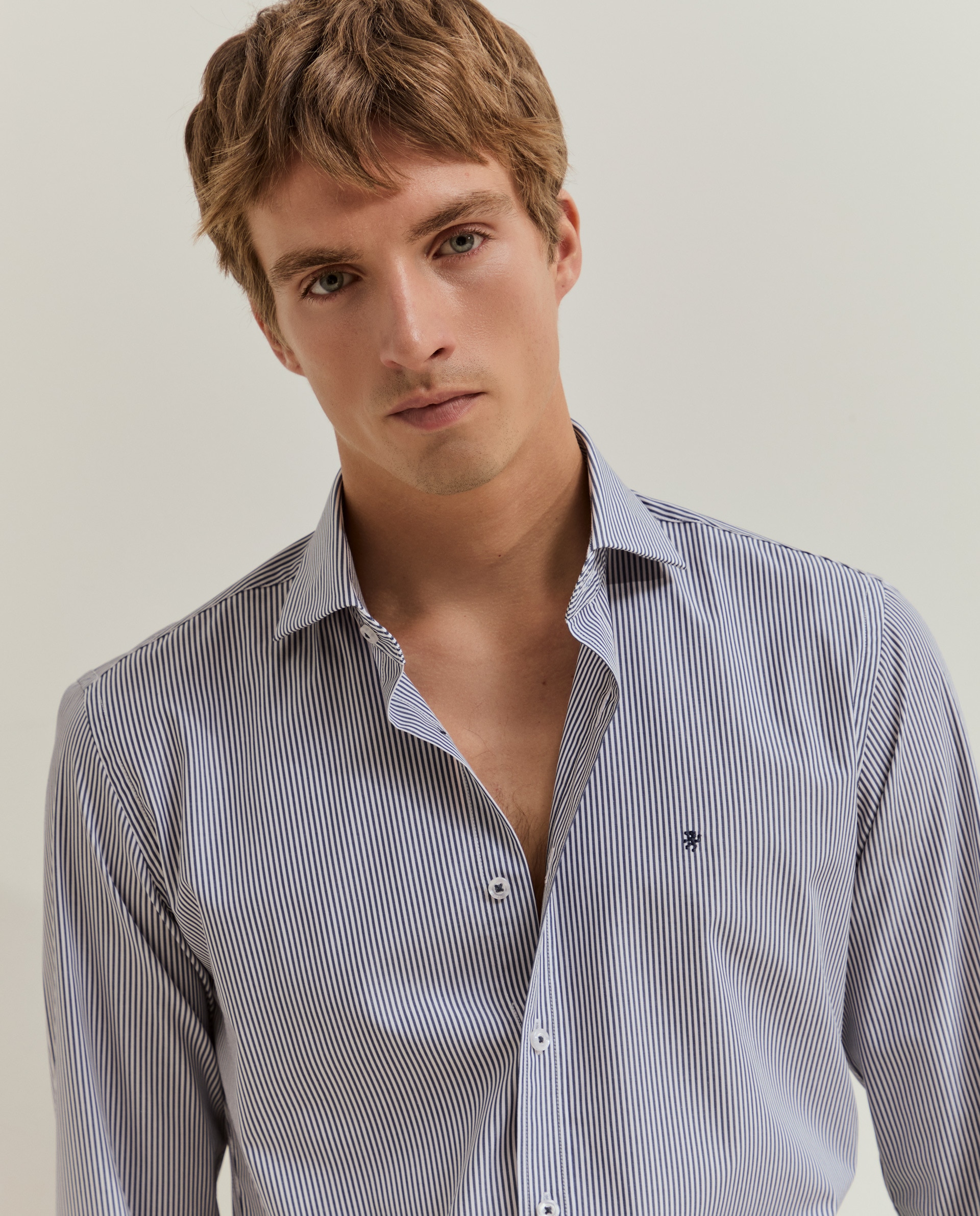 Camisa de Corte Slim Fit Às Riscas Azul-1