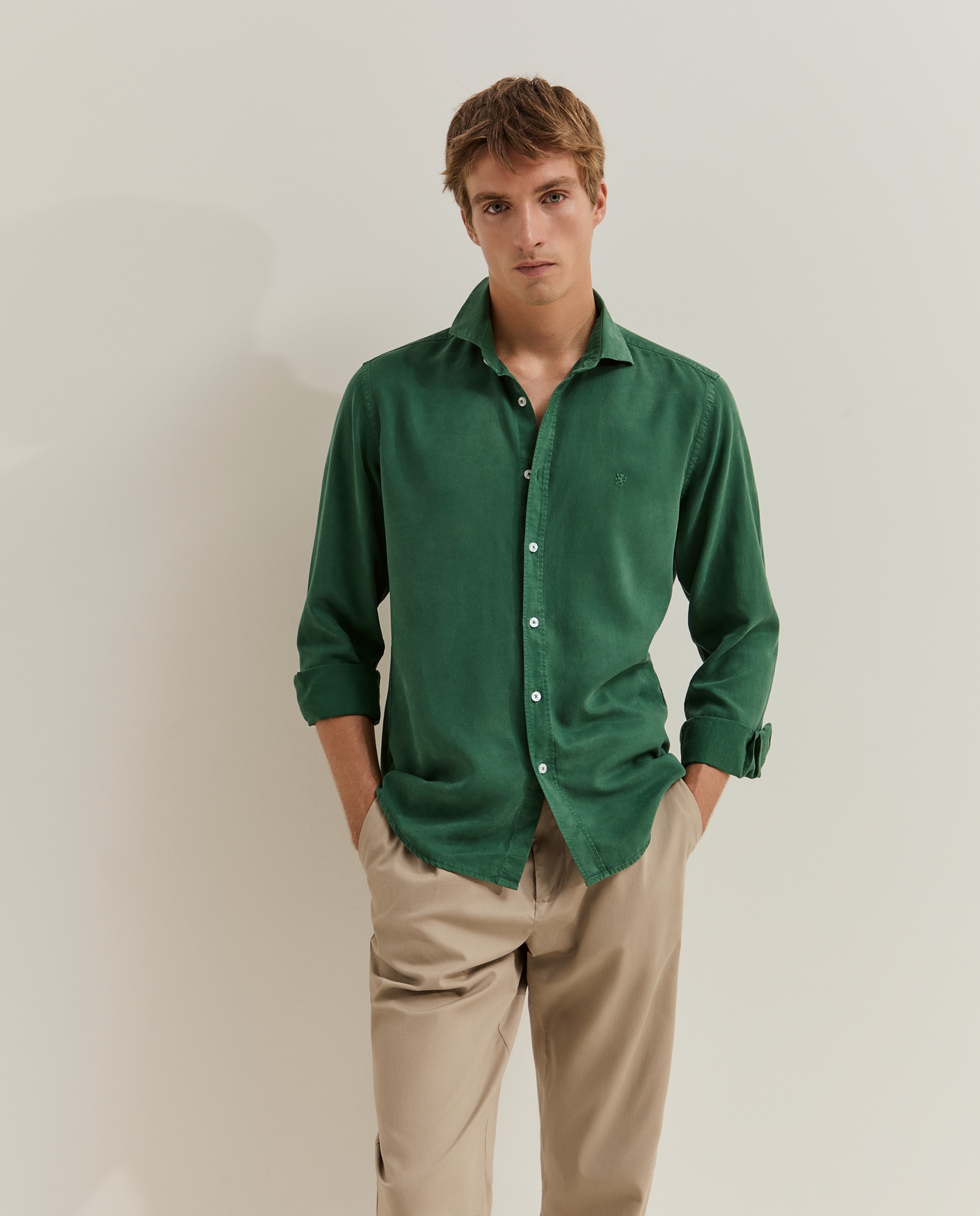 Imagem 0 de Camisa em Linho e Liocel de Corte Slim Fit
