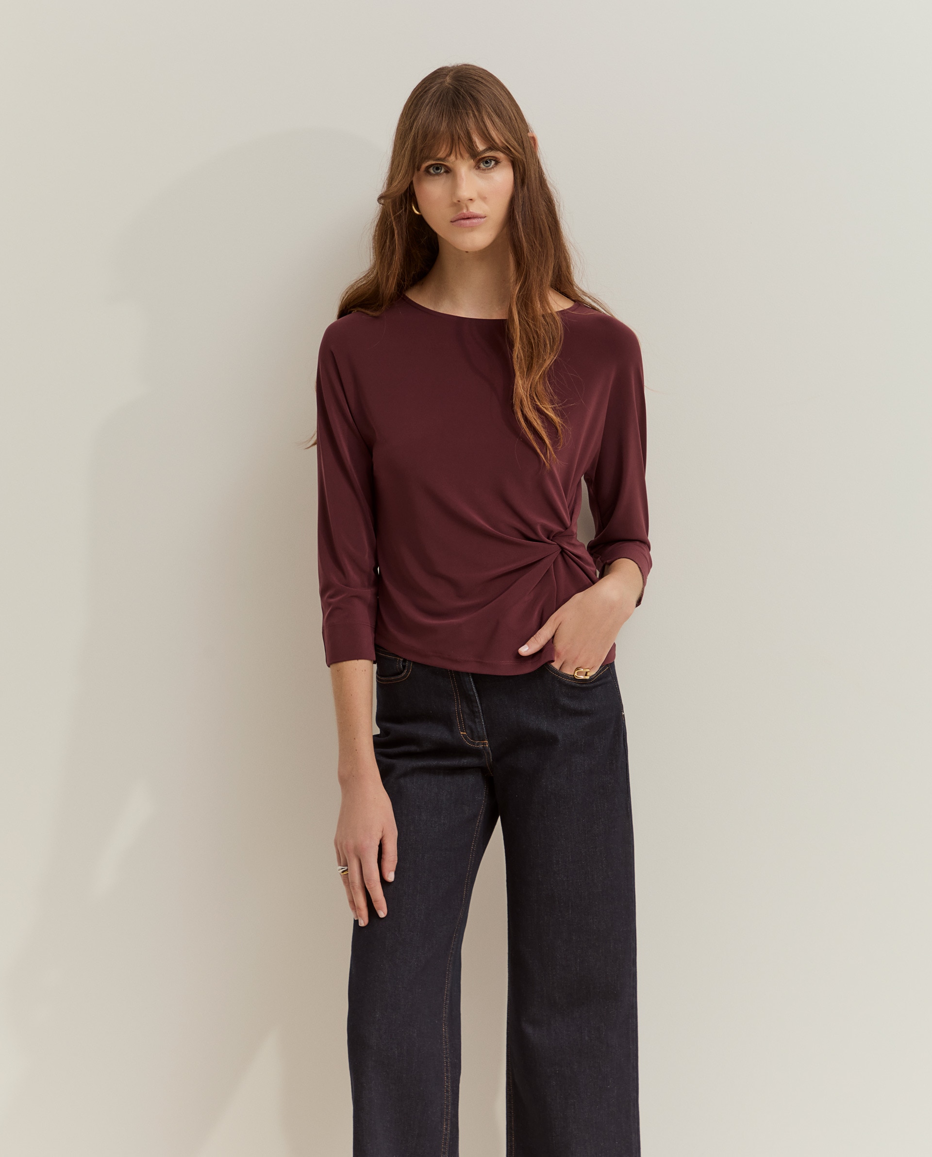 T-shirt com Franzido na Lateral Bordeaux-4