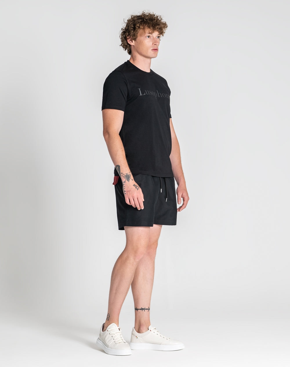 T-shirt com estampado “Lusophony” Preto-5