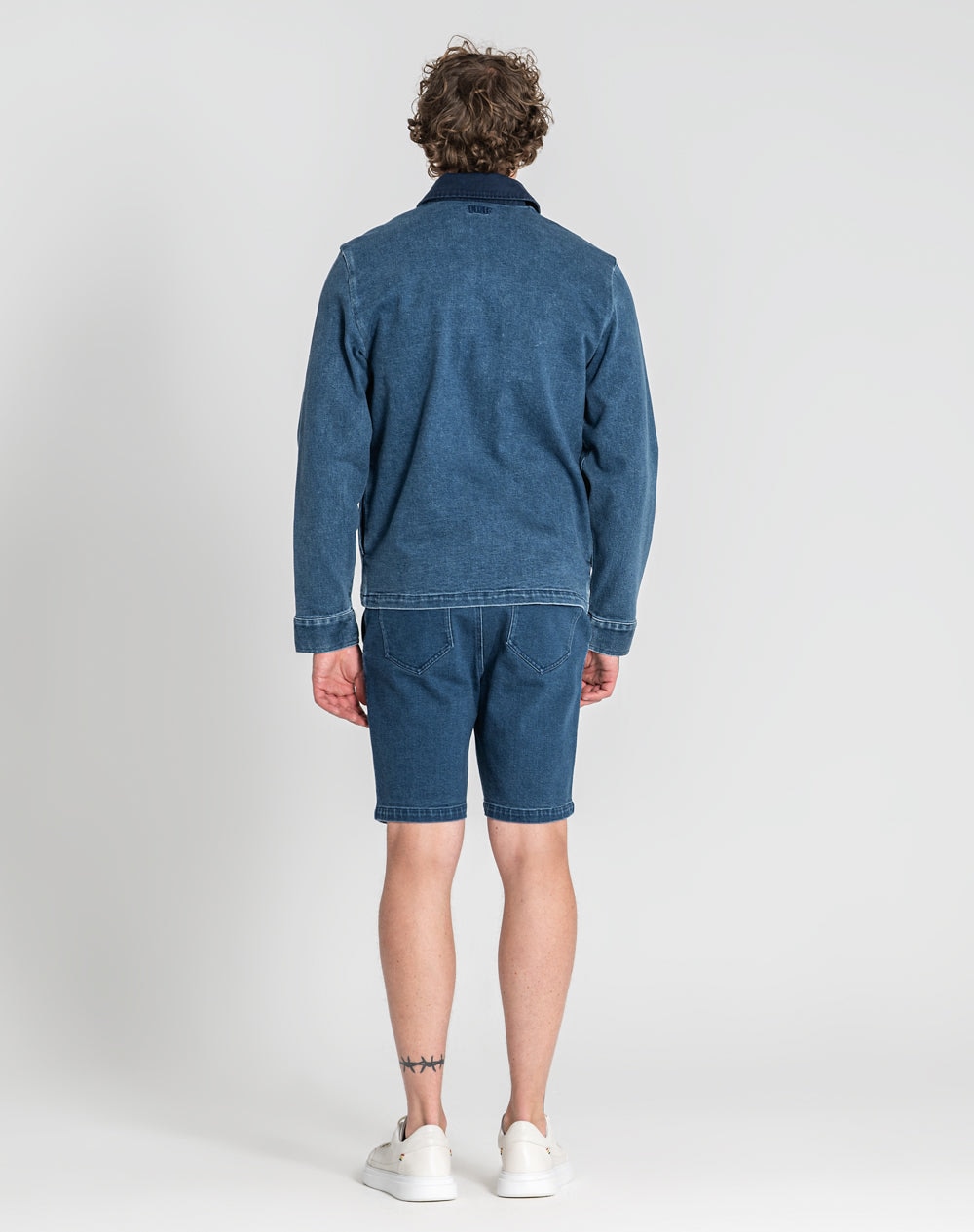 Casaco Noronha estilo chore coat em denim Azul-marinho-4