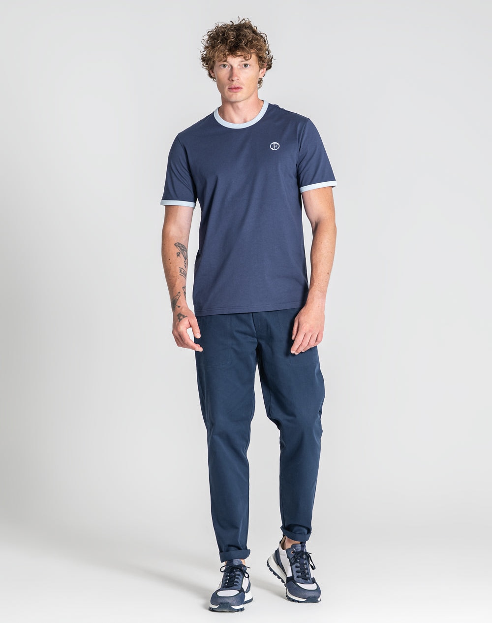 T-shirt Nathan em algodão orgânico com gola e punhos em contraste Azul-marinho-2