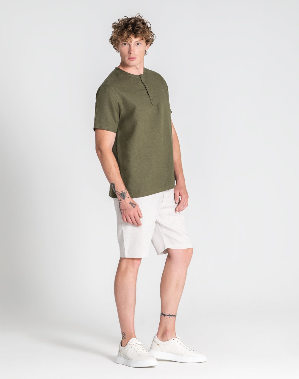 T-shirt Nuriel 100% linho Verde-militar-5