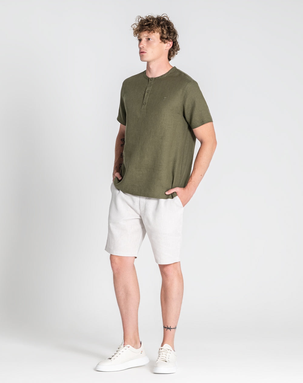 T-shirt Nuriel 100% linho Verde-militar-6