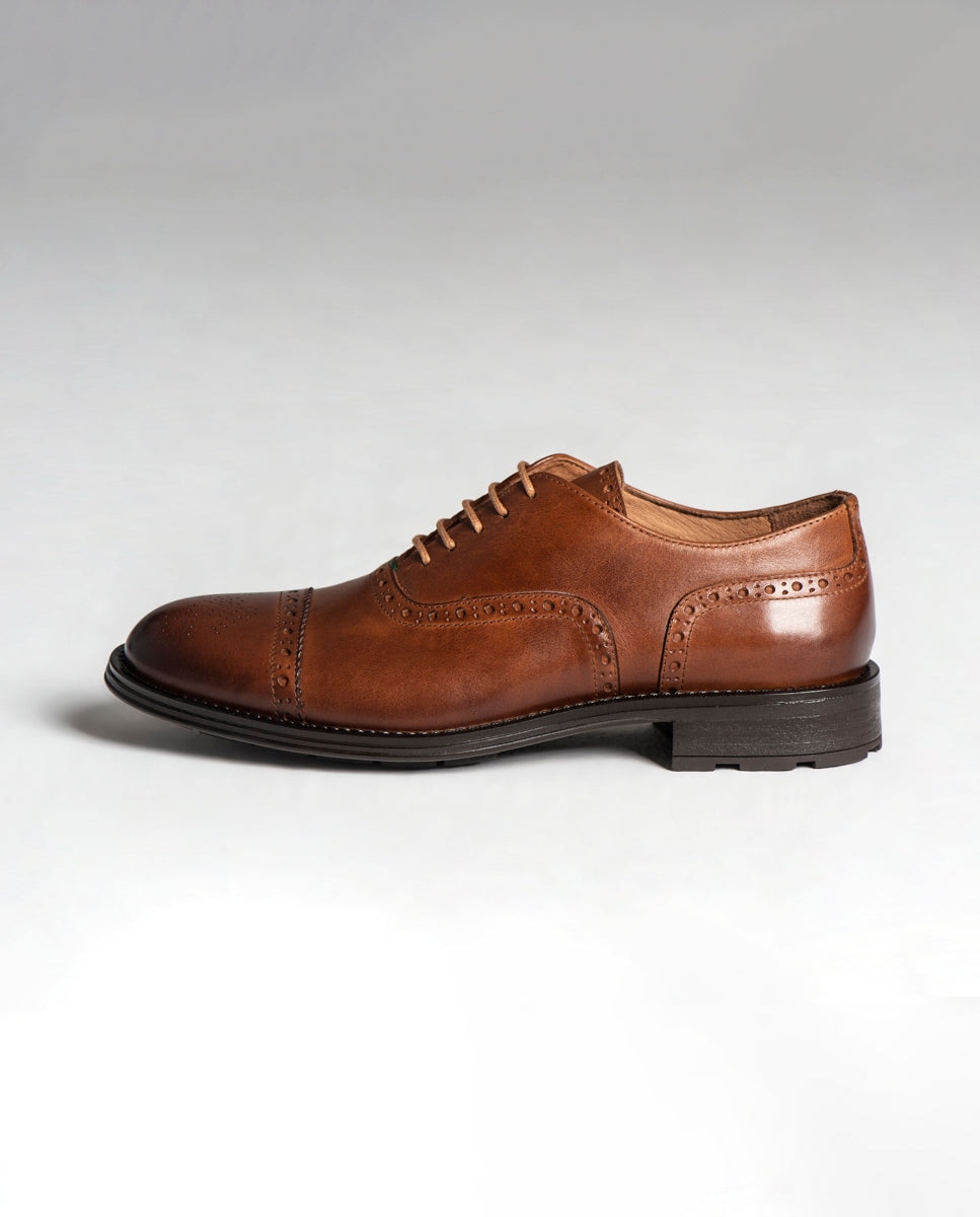 Sapatos Neville em Pele Estilo Brogue Castanho-4