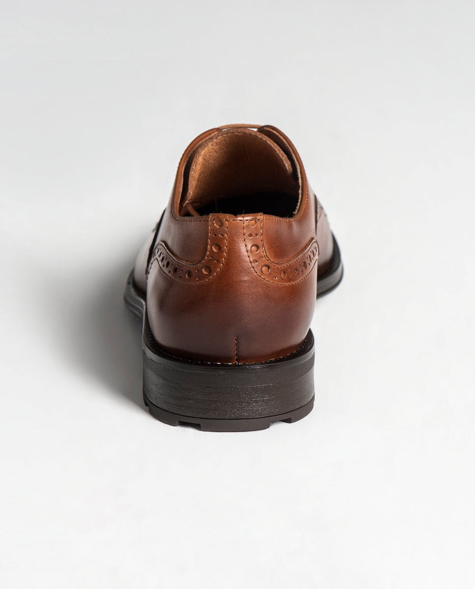 Sapatos Neville em Pele Estilo Brogue Castanho-5