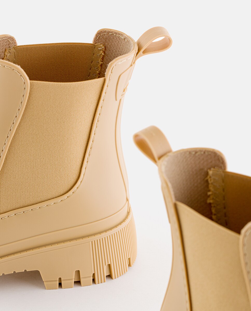 Botins Chelsea de Chuva Vegan KIRBY 06 em Bege Mate Bege-4