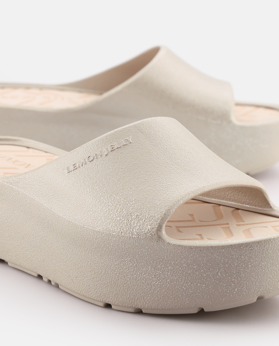 Chinelo de Plataforma Vegan FIORELLA em Cinza Metalizado com Glitter Cinzento-claro-4
