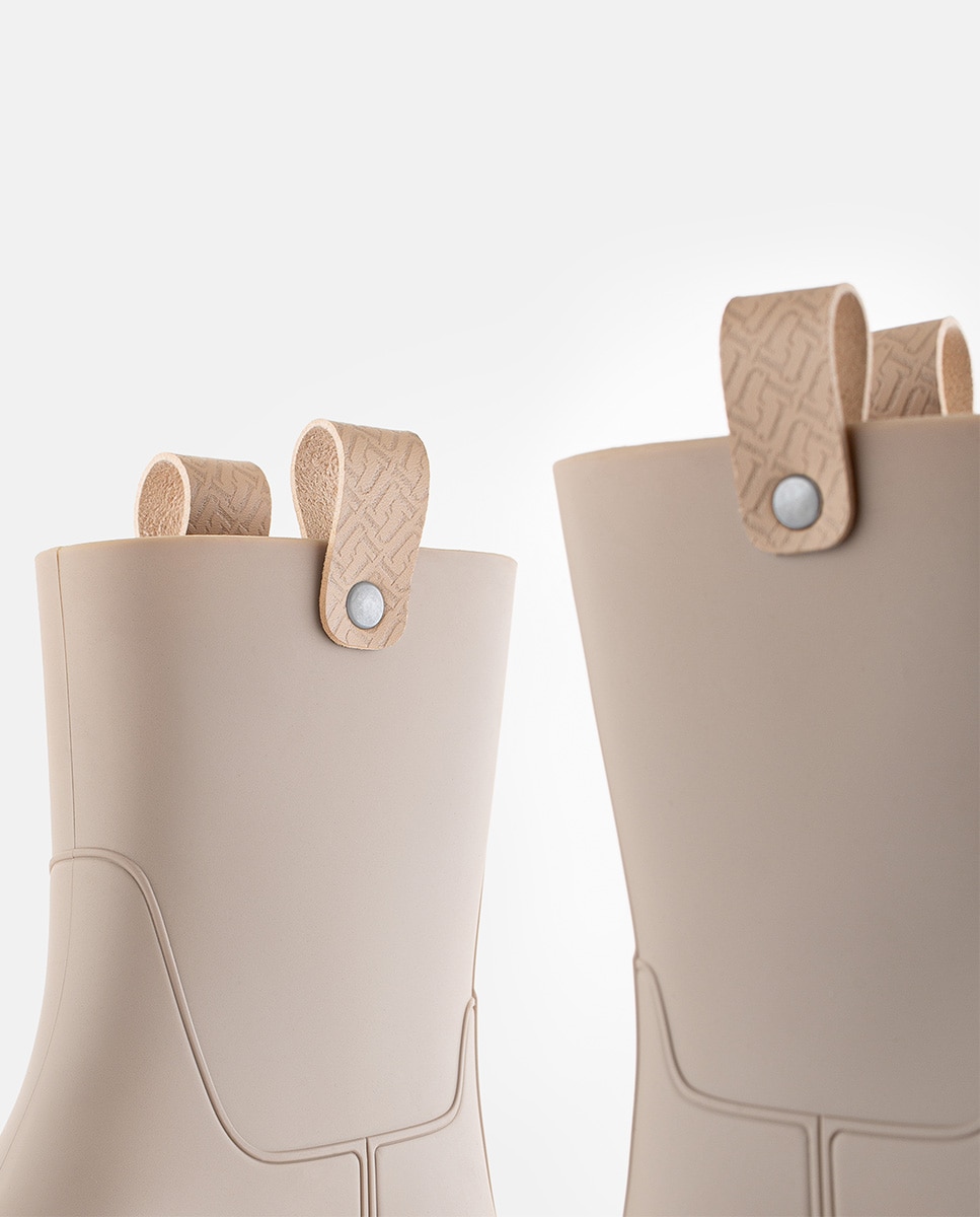 Botas de Cano Médio Vegan KAIAH em Bege Bege-5