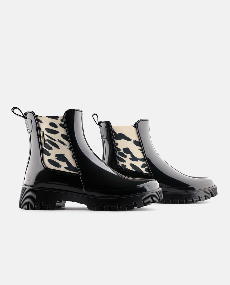 Botins Chelsea de Chuva Vegan com Elástico Estampado MAKIRA em Preto Preto-3