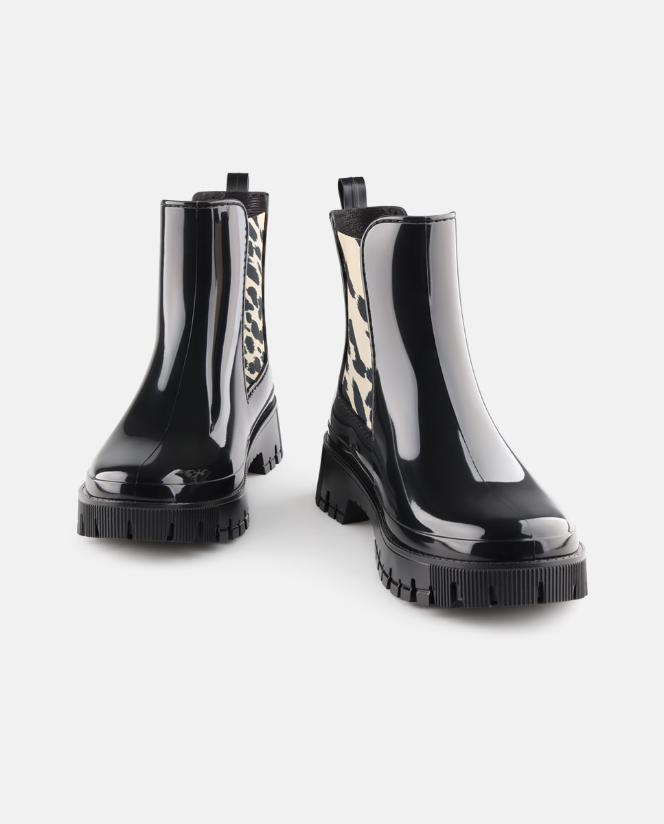 Botins Chelsea de Chuva Vegan com Elástico Estampado MAKIRA em Preto Preto-5