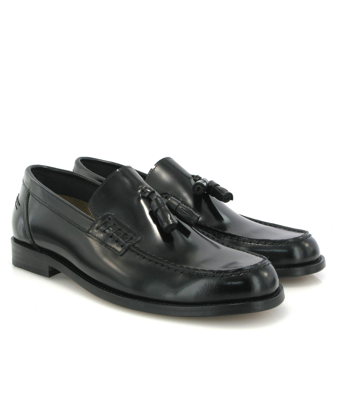Loafers Boston em Pele Polida com Borlas Preto-3