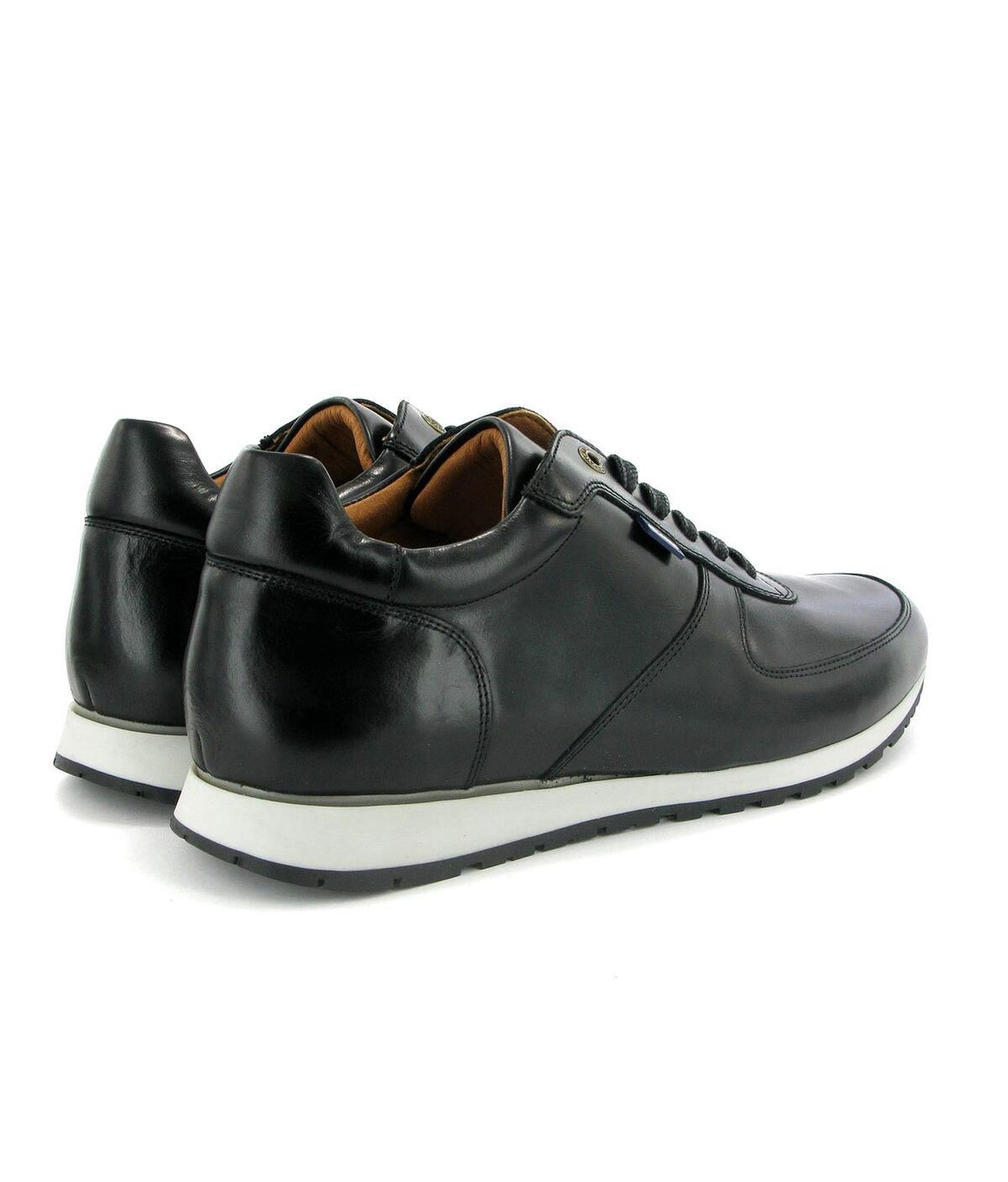 Sapatilhas em Pele Pull Up Preto-4