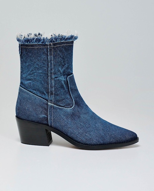 Imagem 0 de Botas em Denim