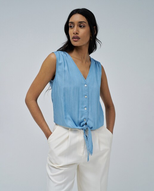 Imagem 0 de Blusa em Lightdenim Anudada