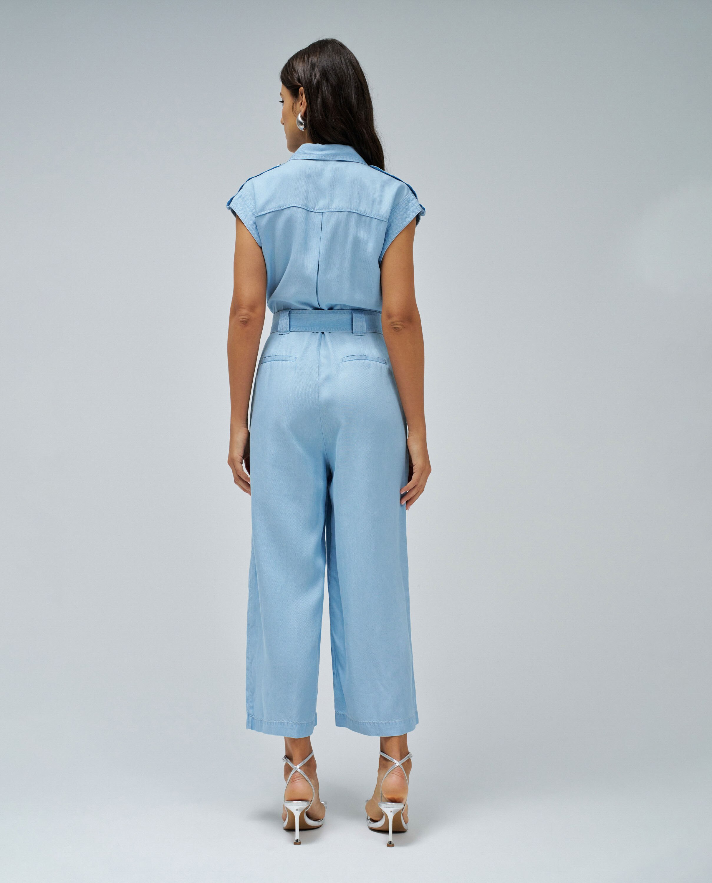 Macacão em Lightdenim com Cinto Azul-3