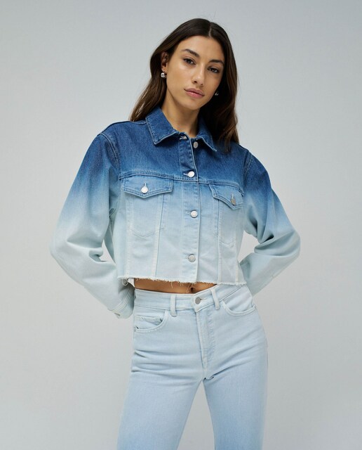 Imagem 0 de Blusão Jeans Cropped com Efeito Degradé