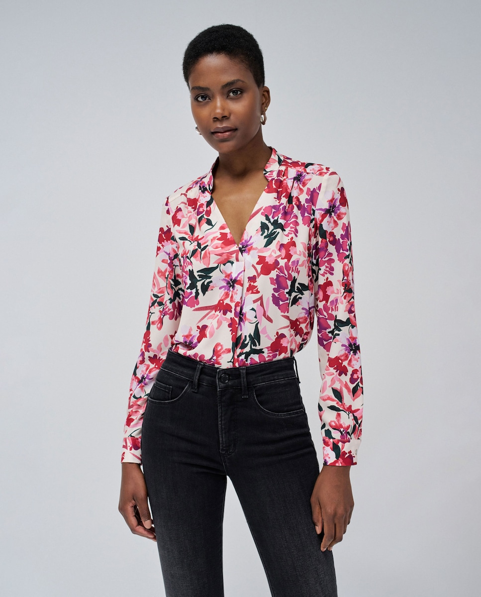 Camisa Acetinada com Estampado Rosa-1