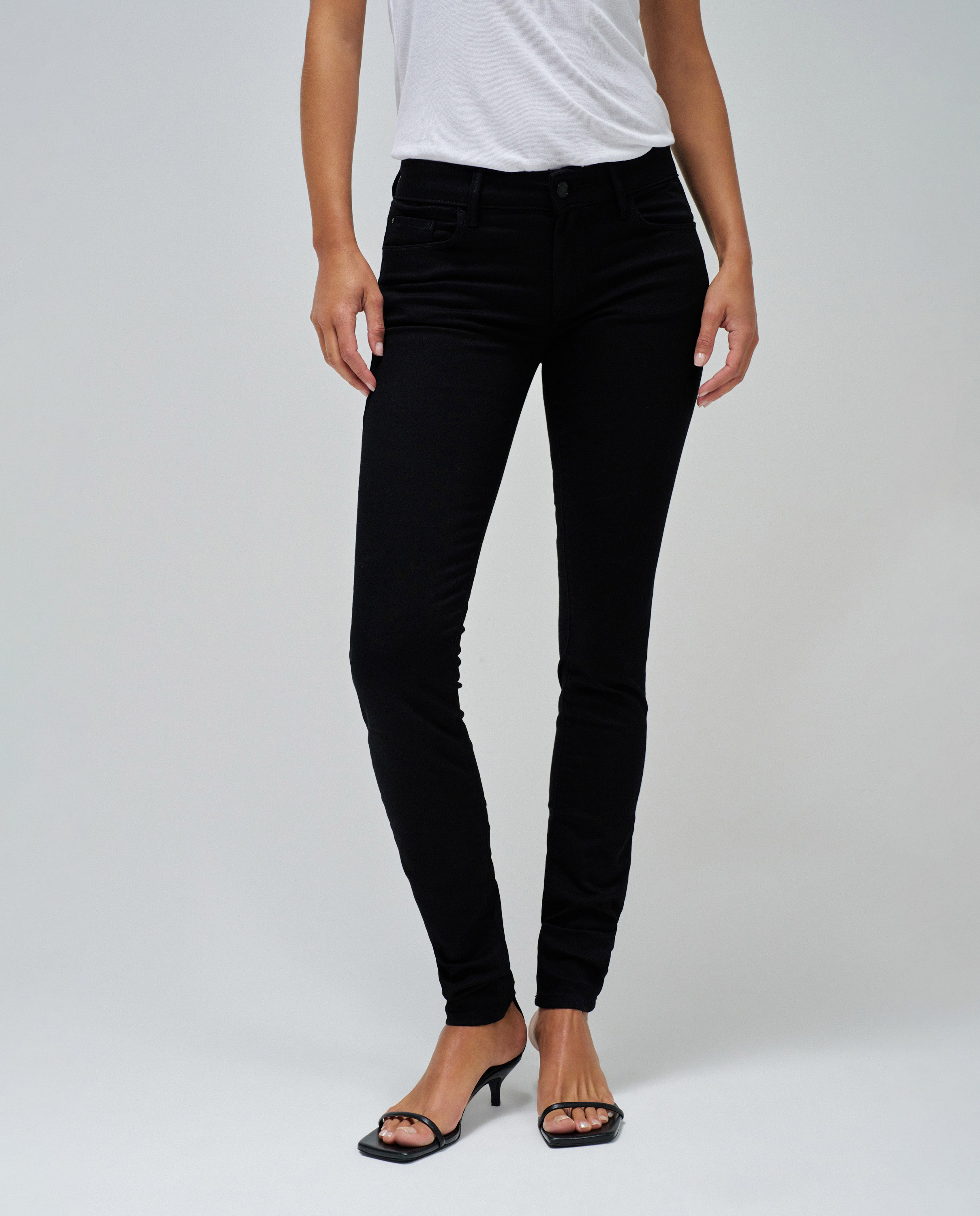 Jeans Skinny Wonder Push Up True Black Preto brilhante-5