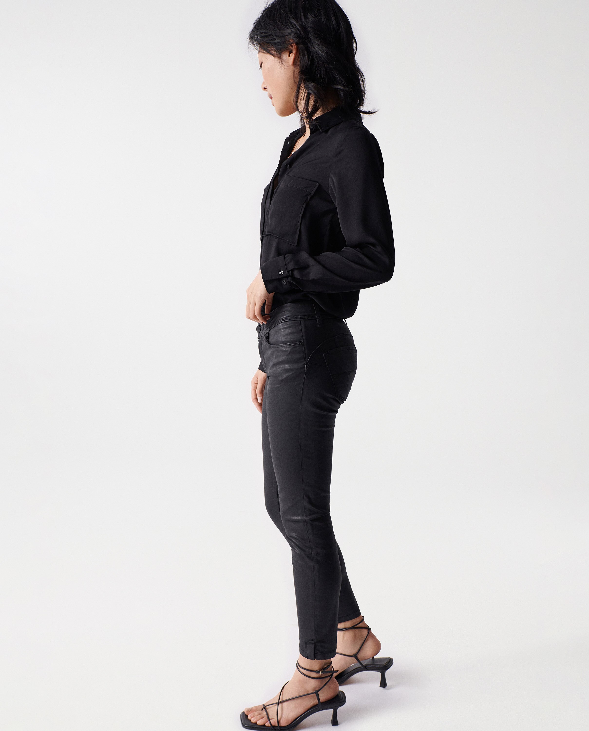 Jeans Skinny Wonder Push Up Cropped Cinzento-escuro-2