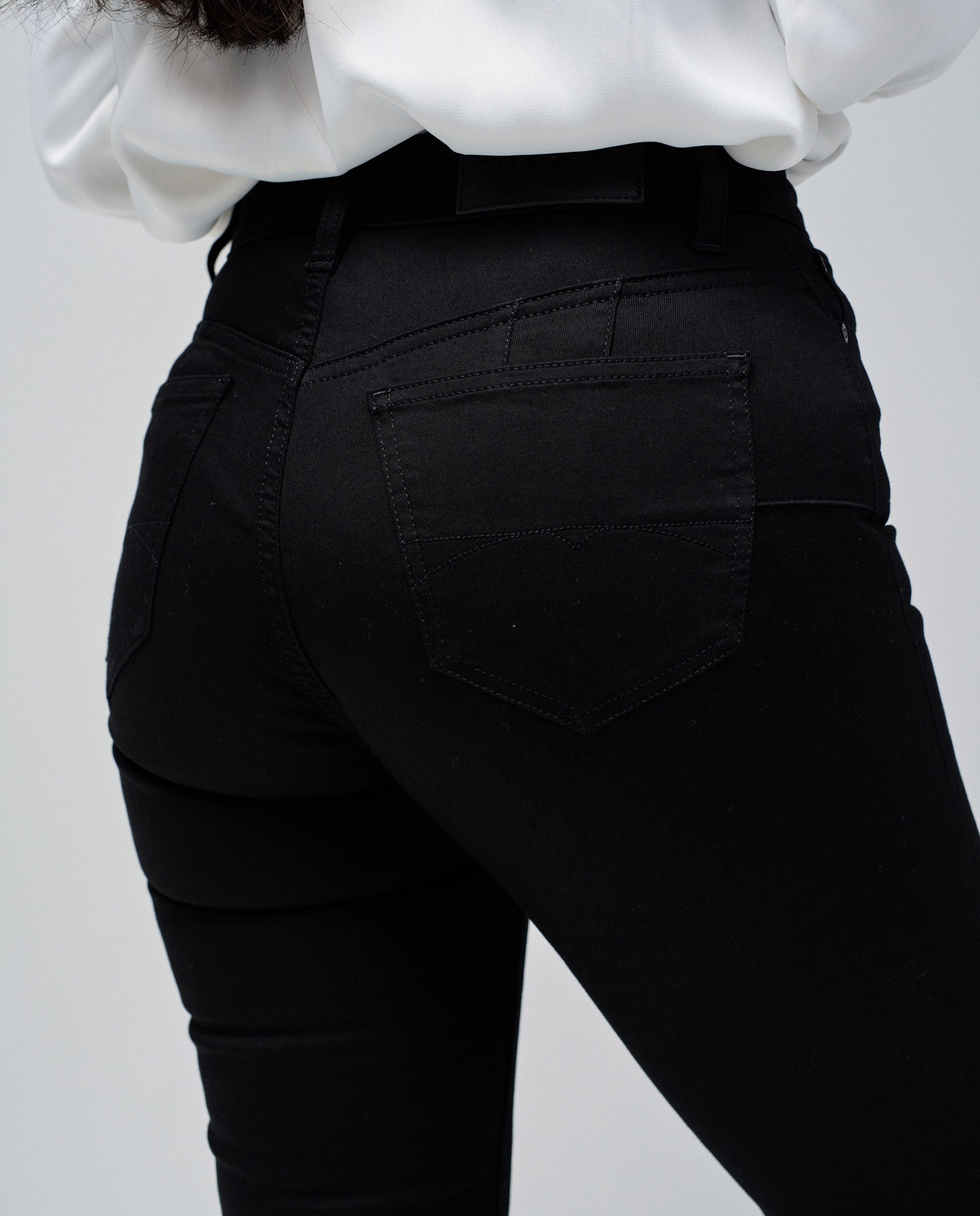 Jeans À Boca de Sino Destiny Push Up Flare Preto-4