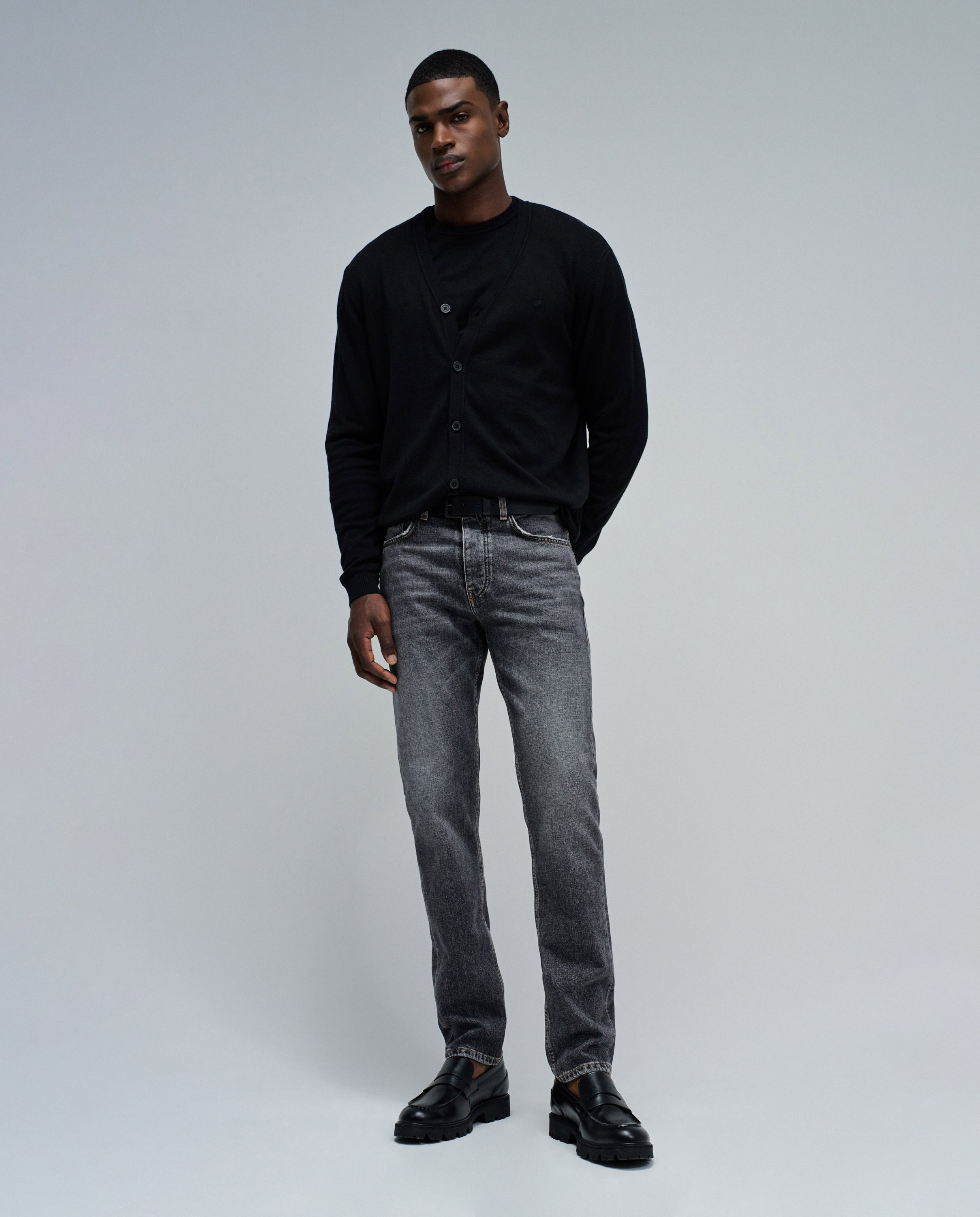 Jeans Slim Fit Preto-1