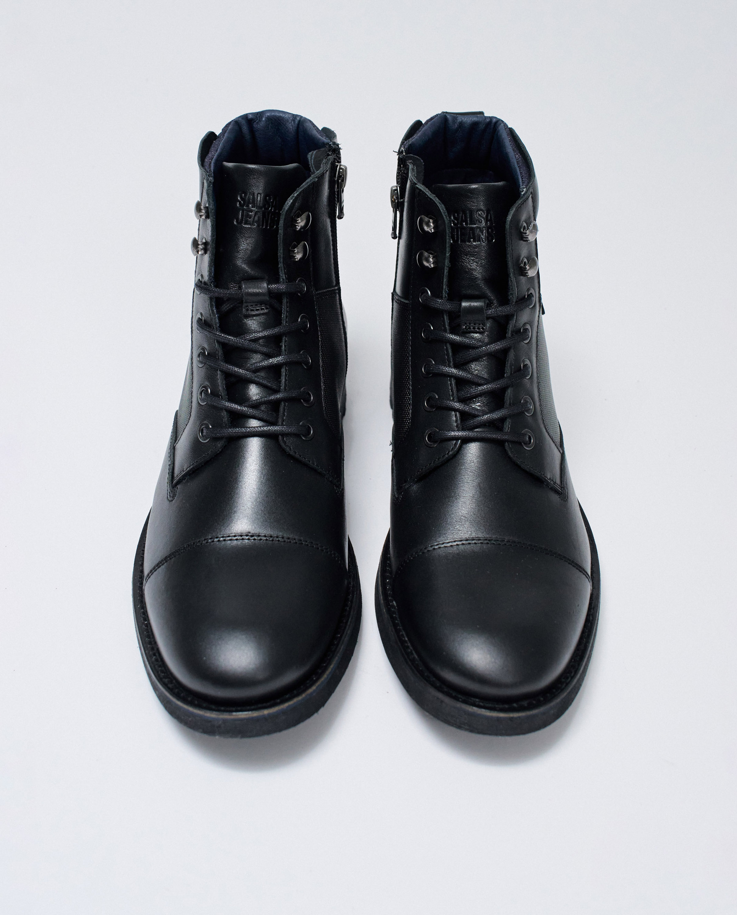 Botas de Pele com Atacadores Preto-3