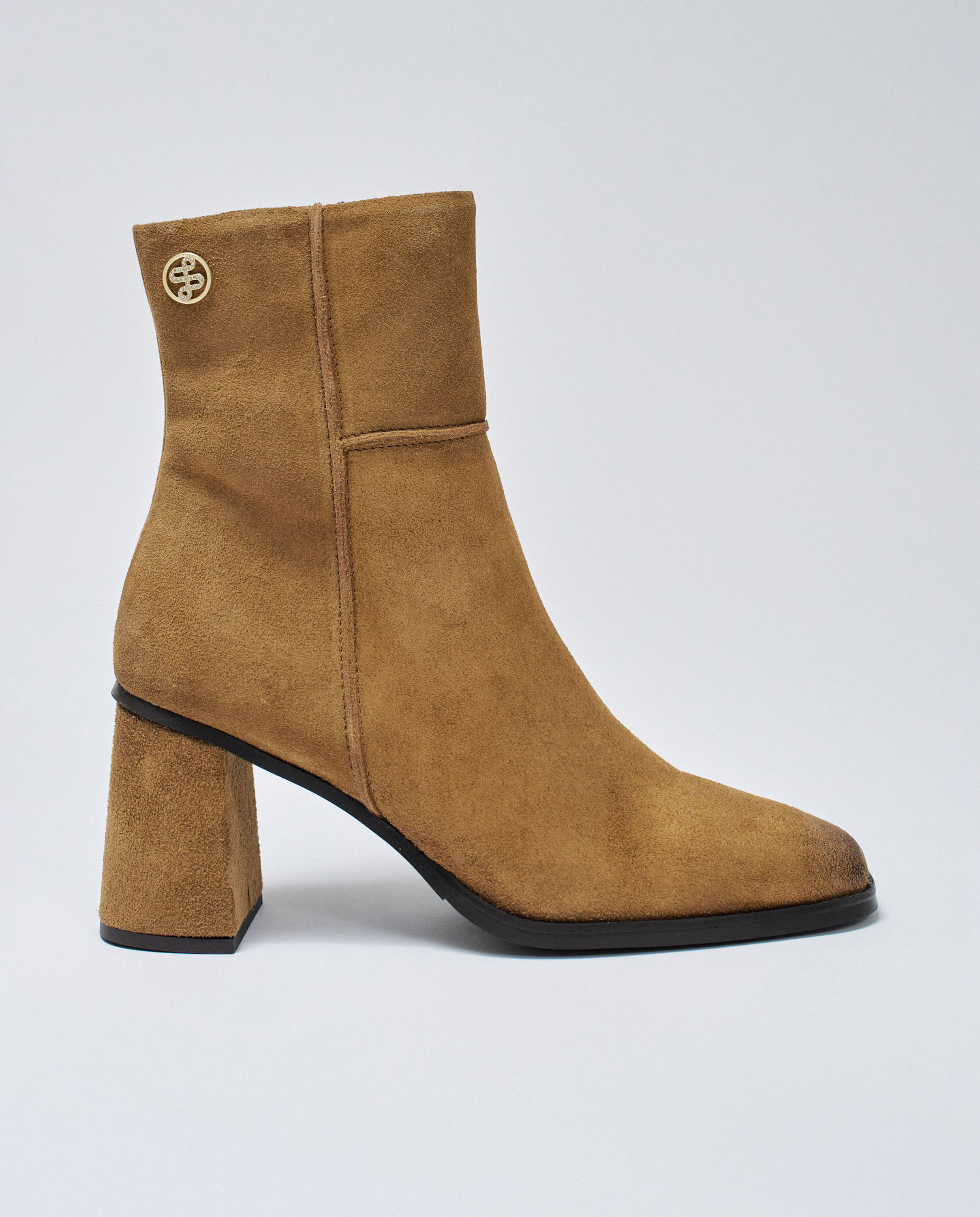 Imagem 0 de Botas de Pele