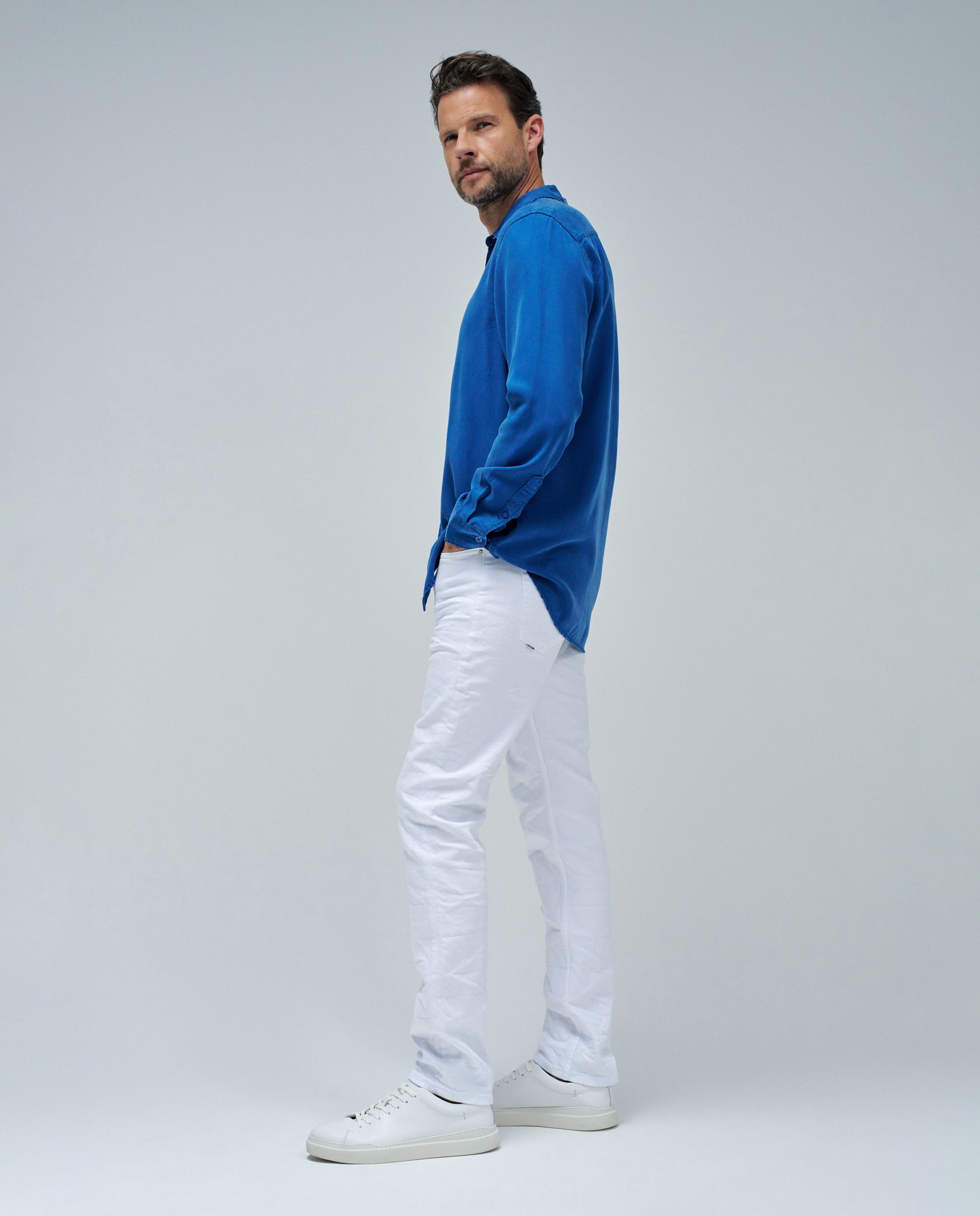 Camisa em Denim Leve Azul denim-2