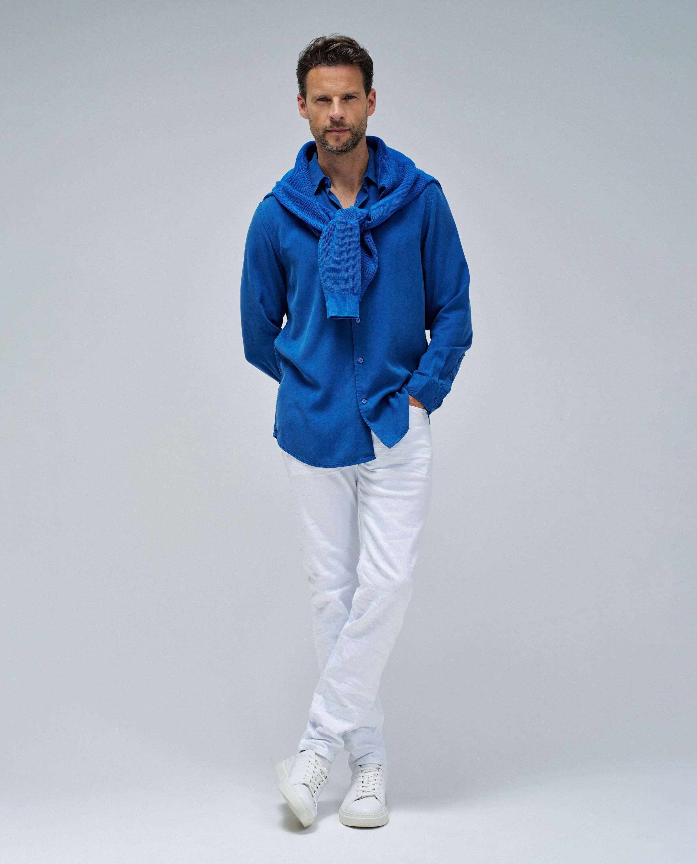 Camisa em Denim Leve Azul denim-5