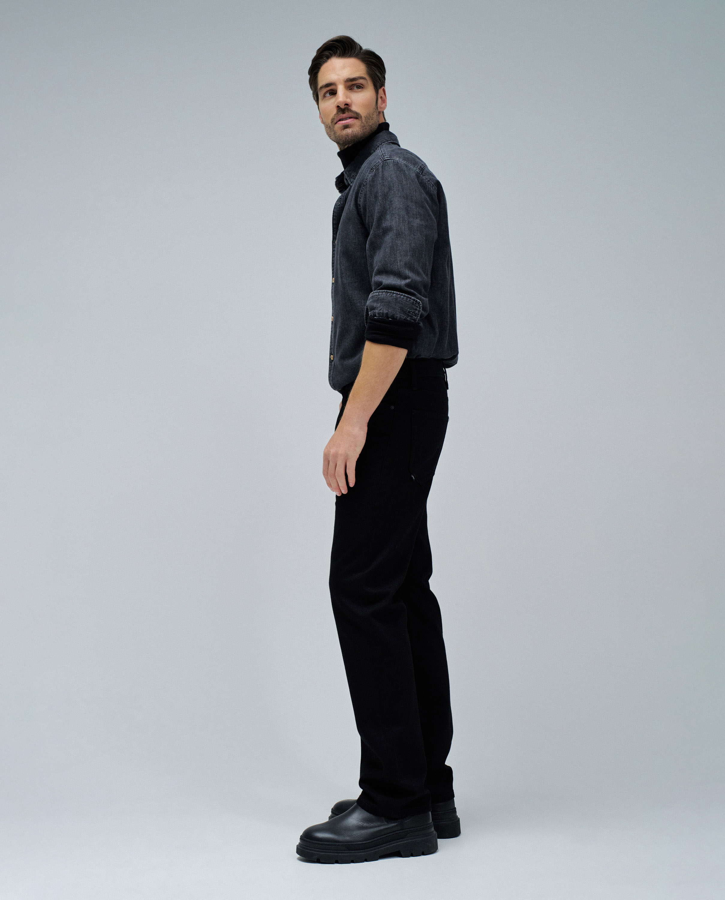 Jeans Straight Fit Preto-2