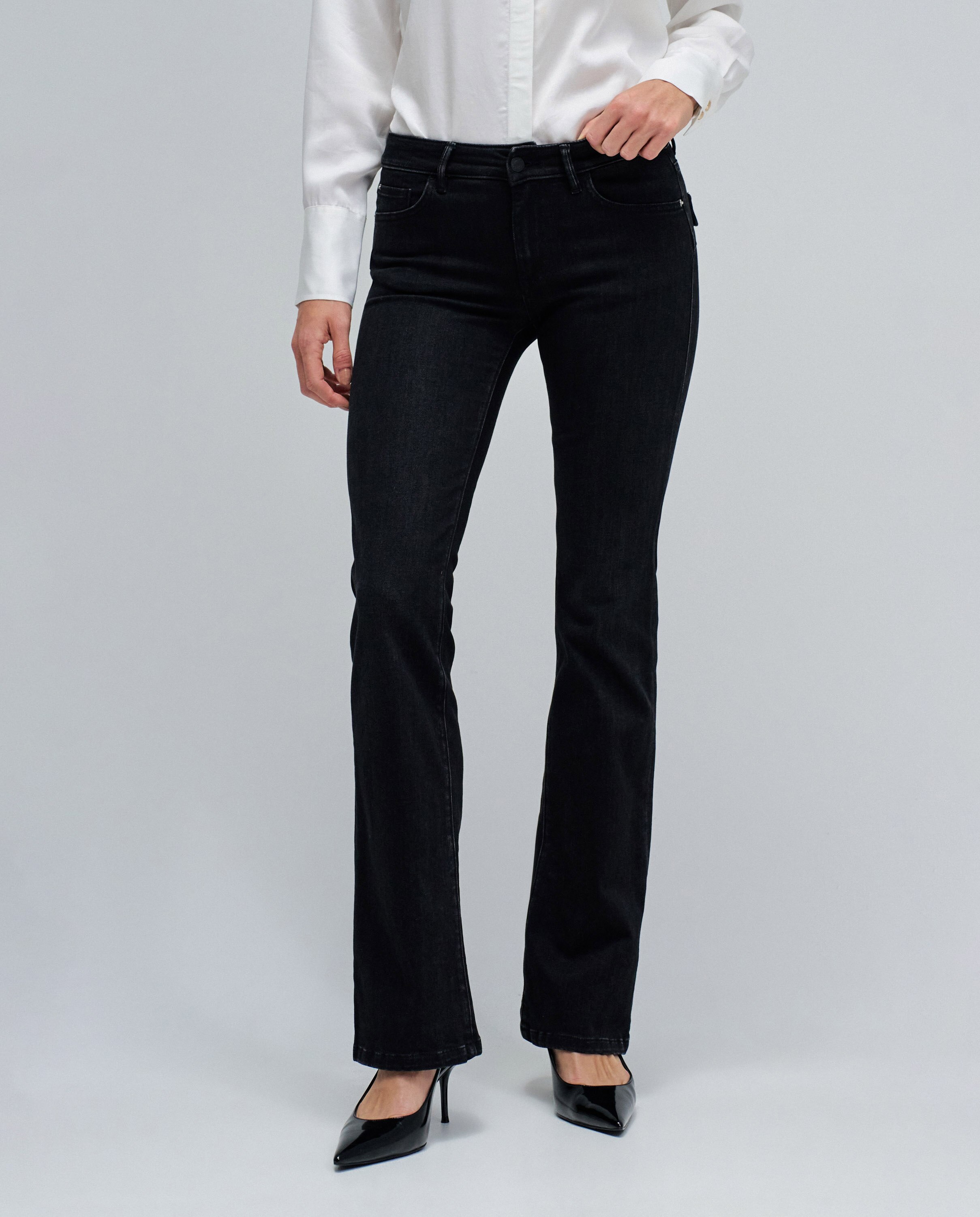 Jeans Wonder Push Up Bootcut Preto-5