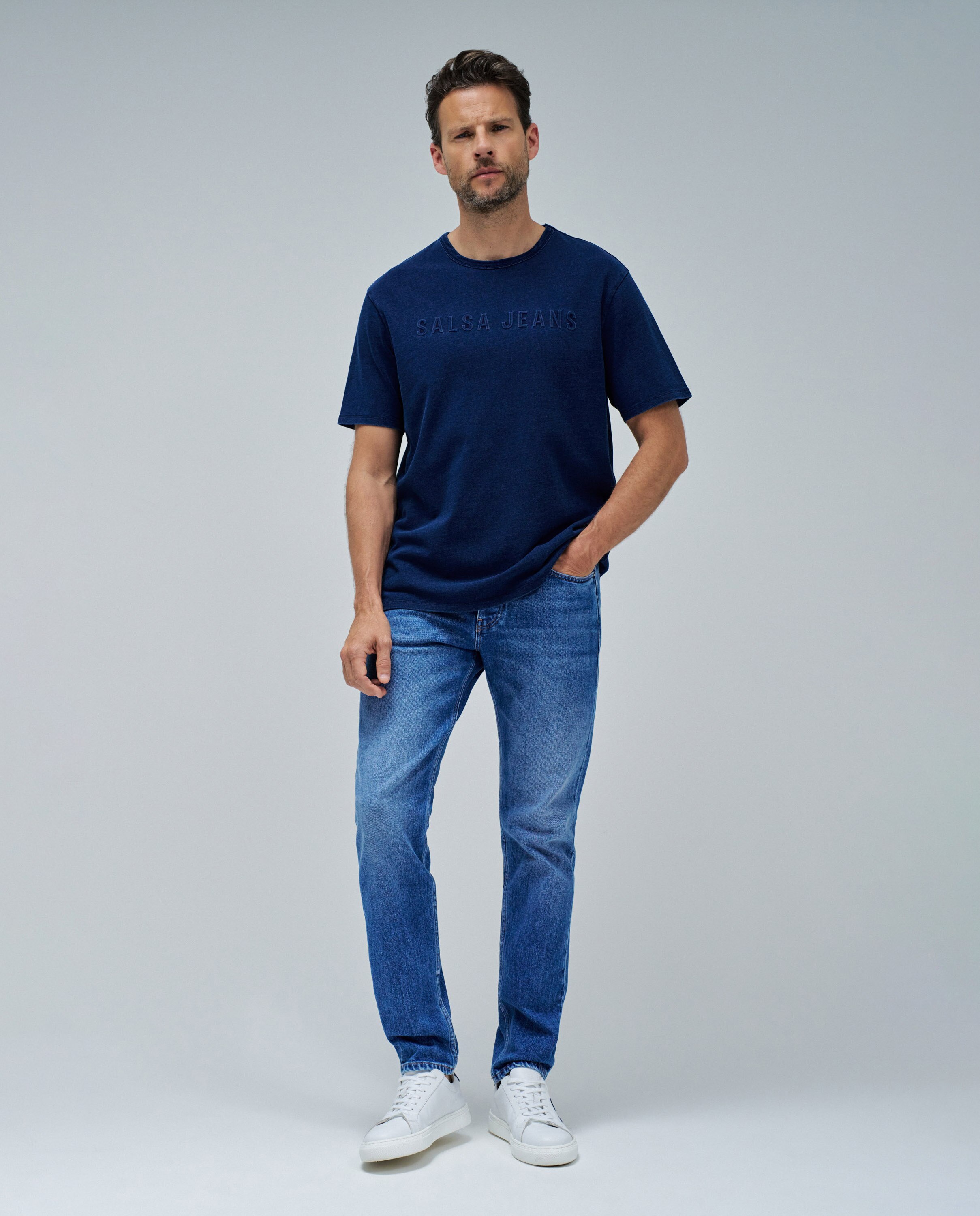 T-shirt com Logo Azul-escuro-5