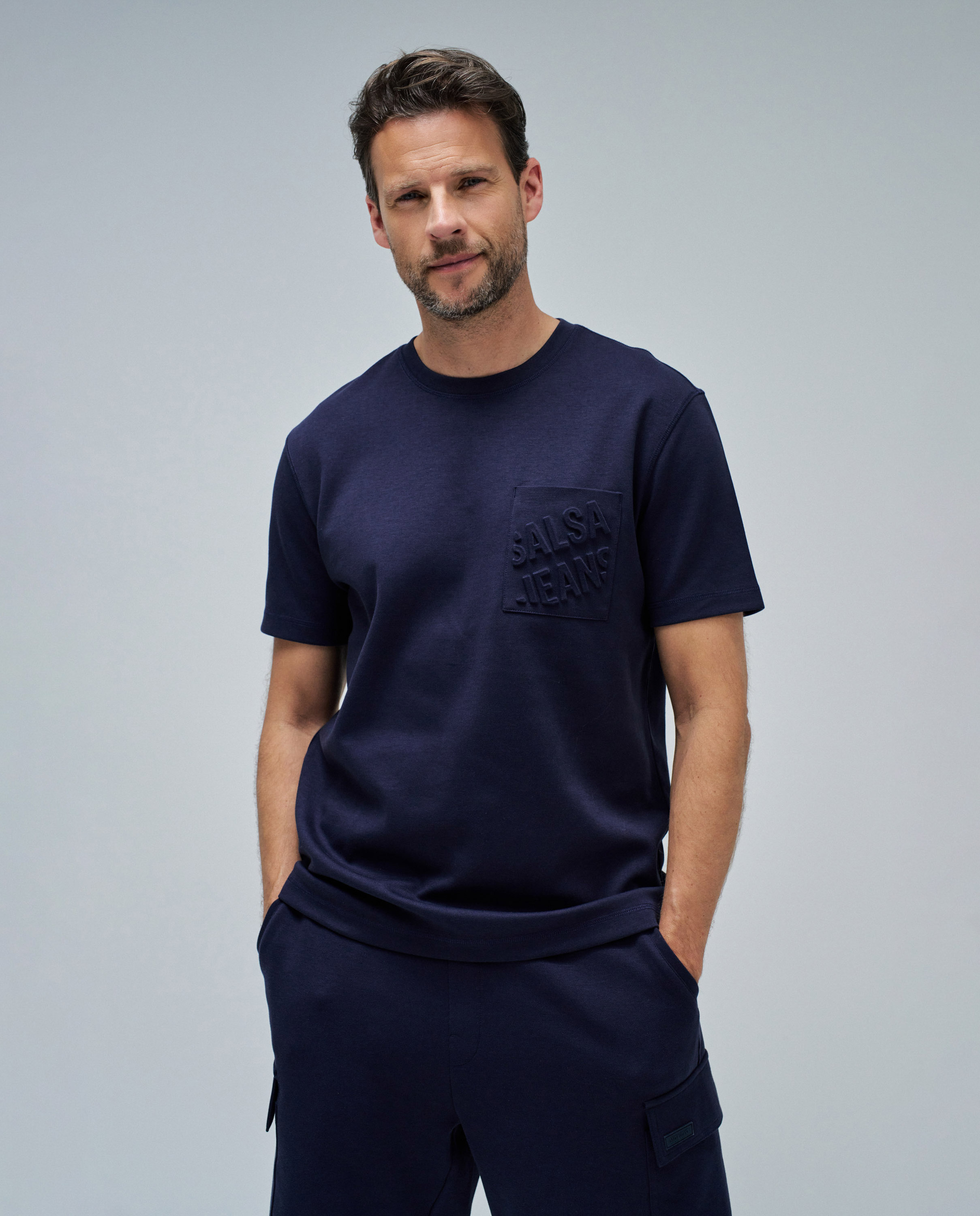 Imagem 0 de T-shirt com Logo em Relevo