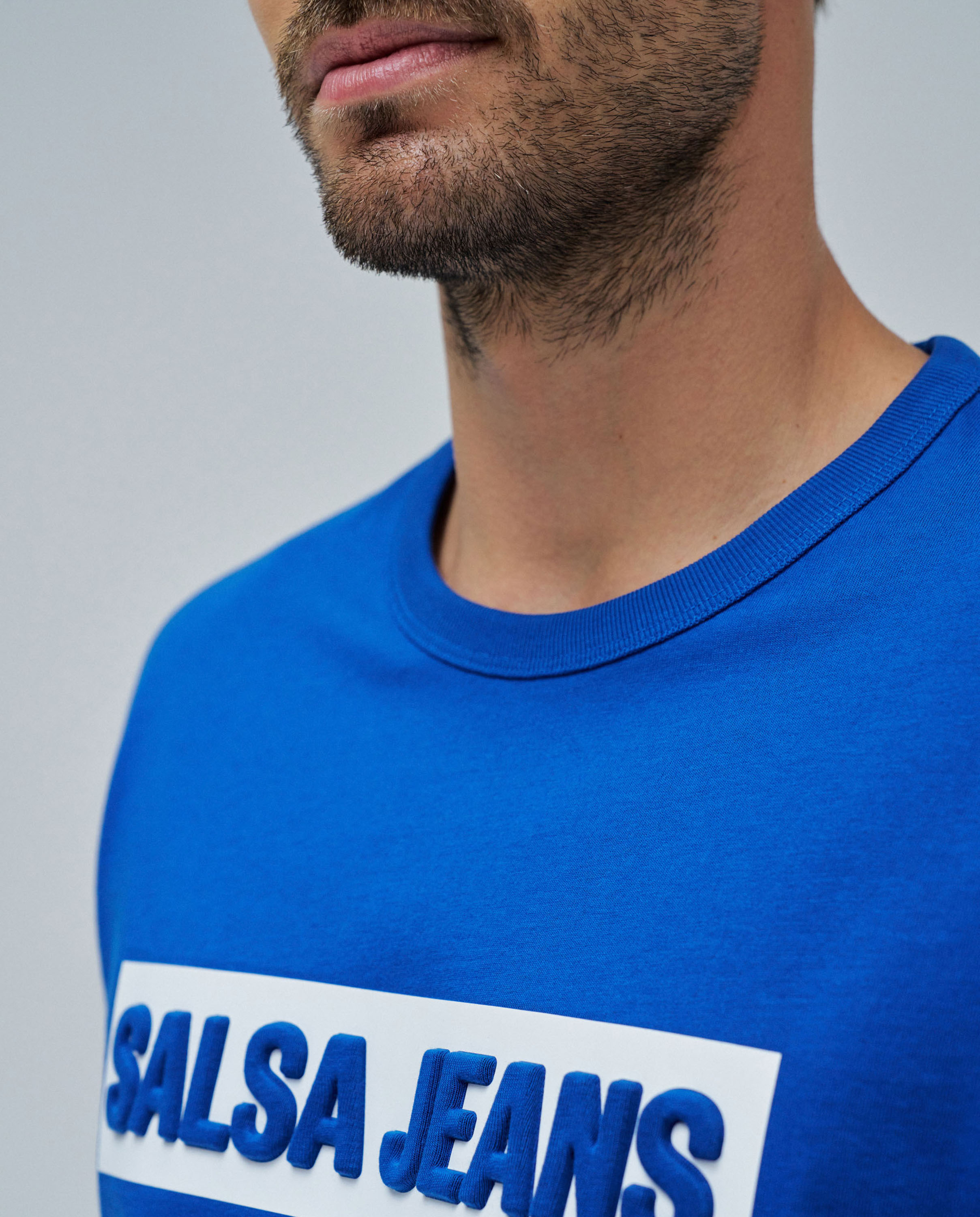 T-shirt com Logo em Relevo Azul-4