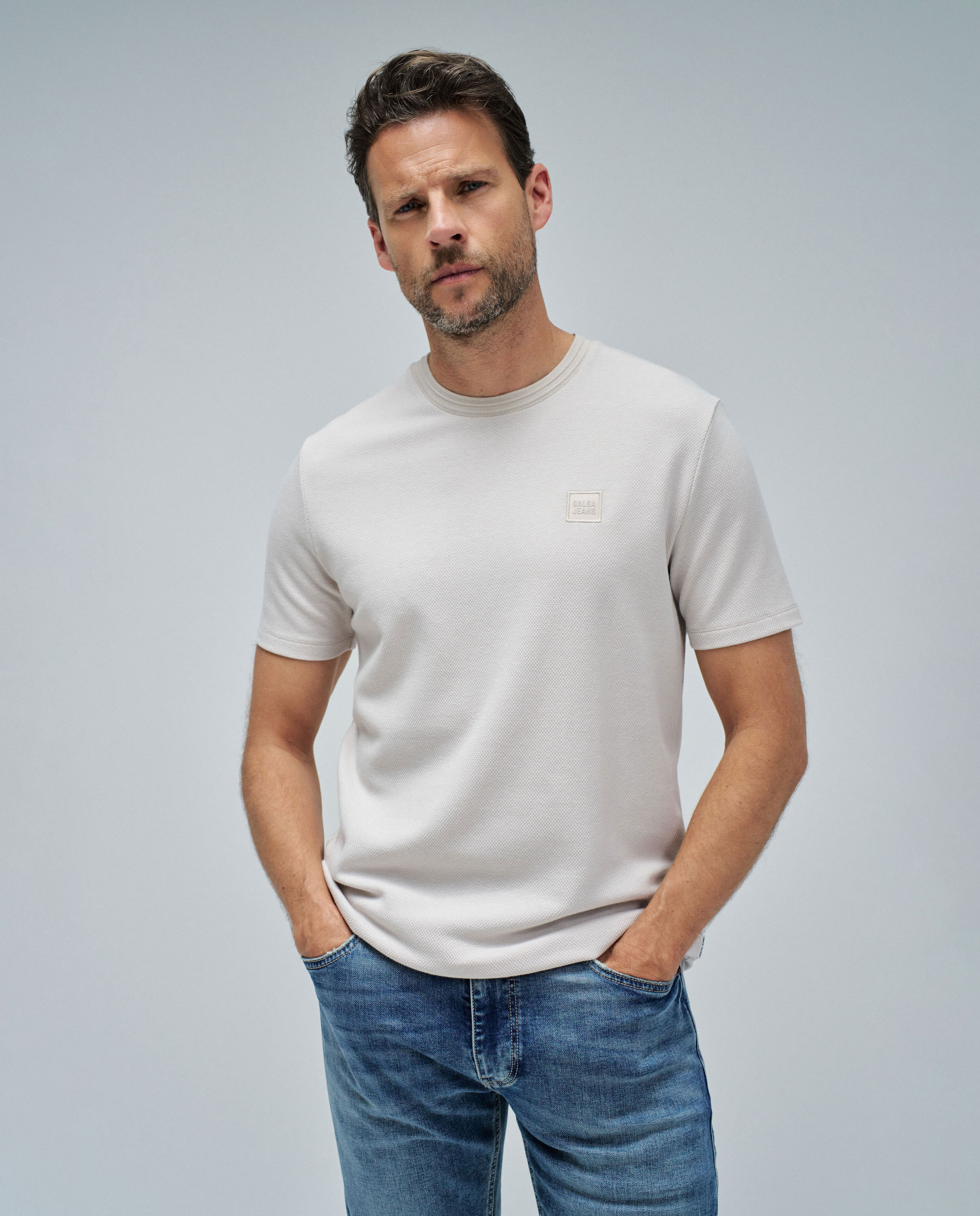 T-shirt com Textura Bege-1
