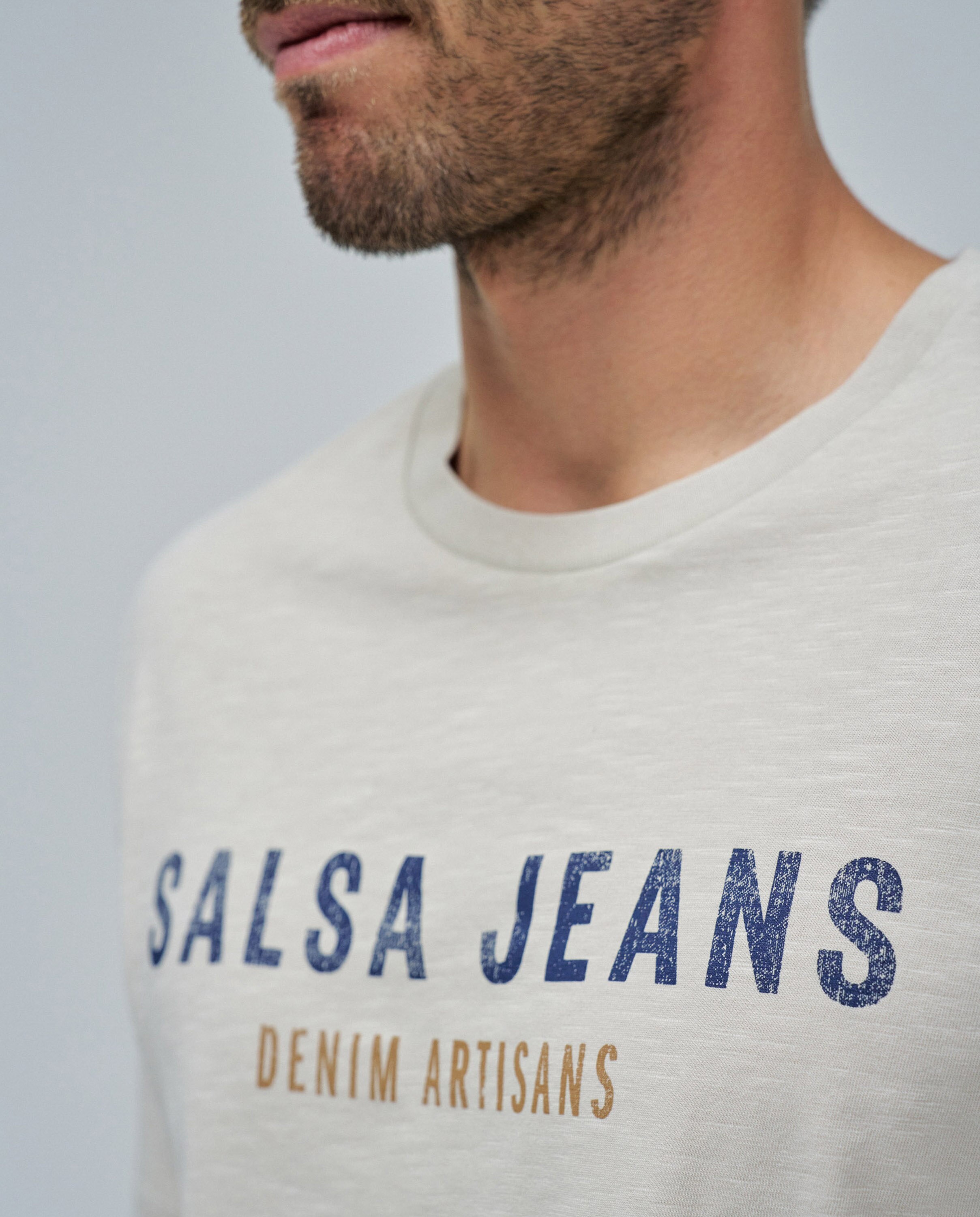 T-shirt com Logo Bege-4