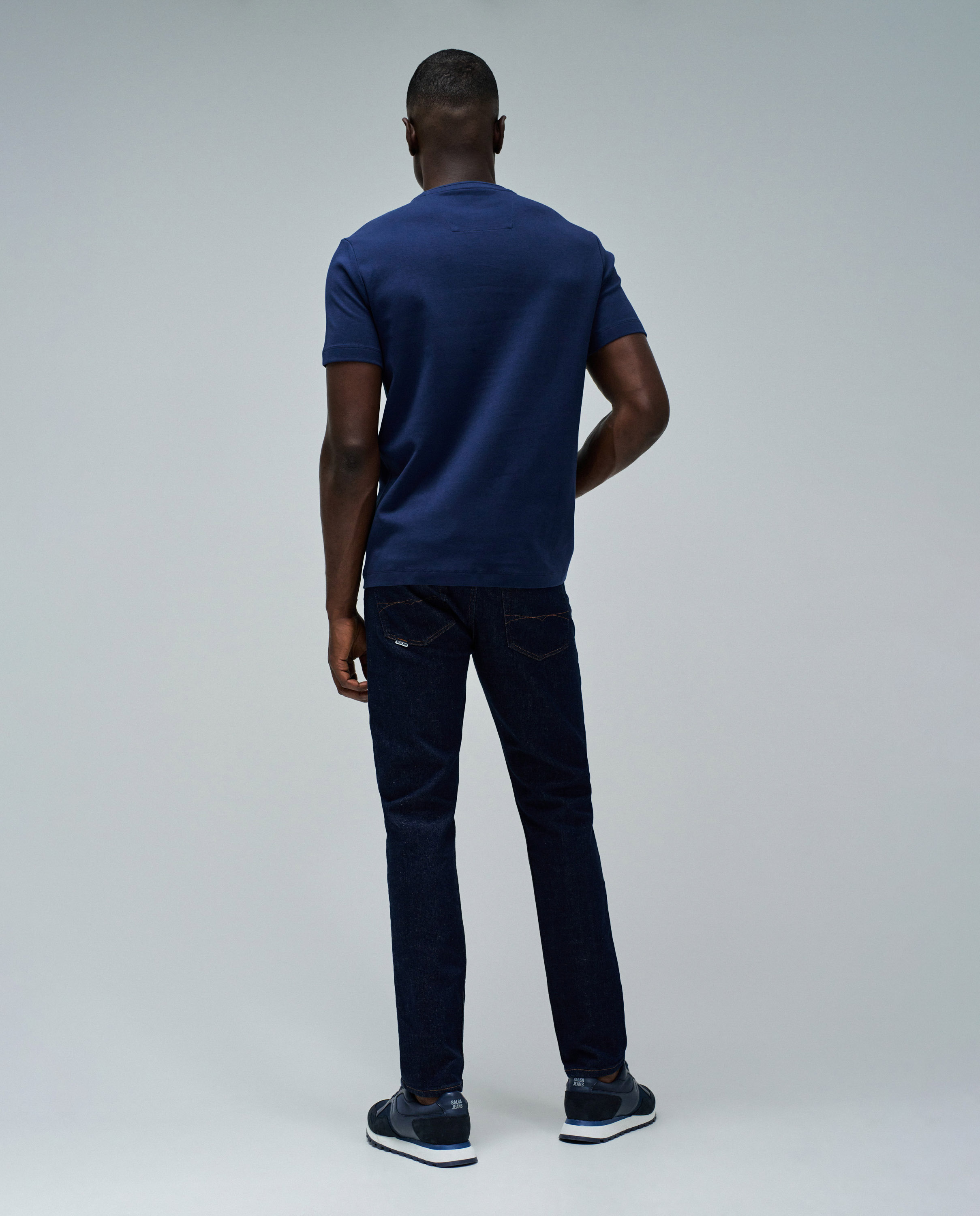 T-shirt com Logo Azul-escuro-3