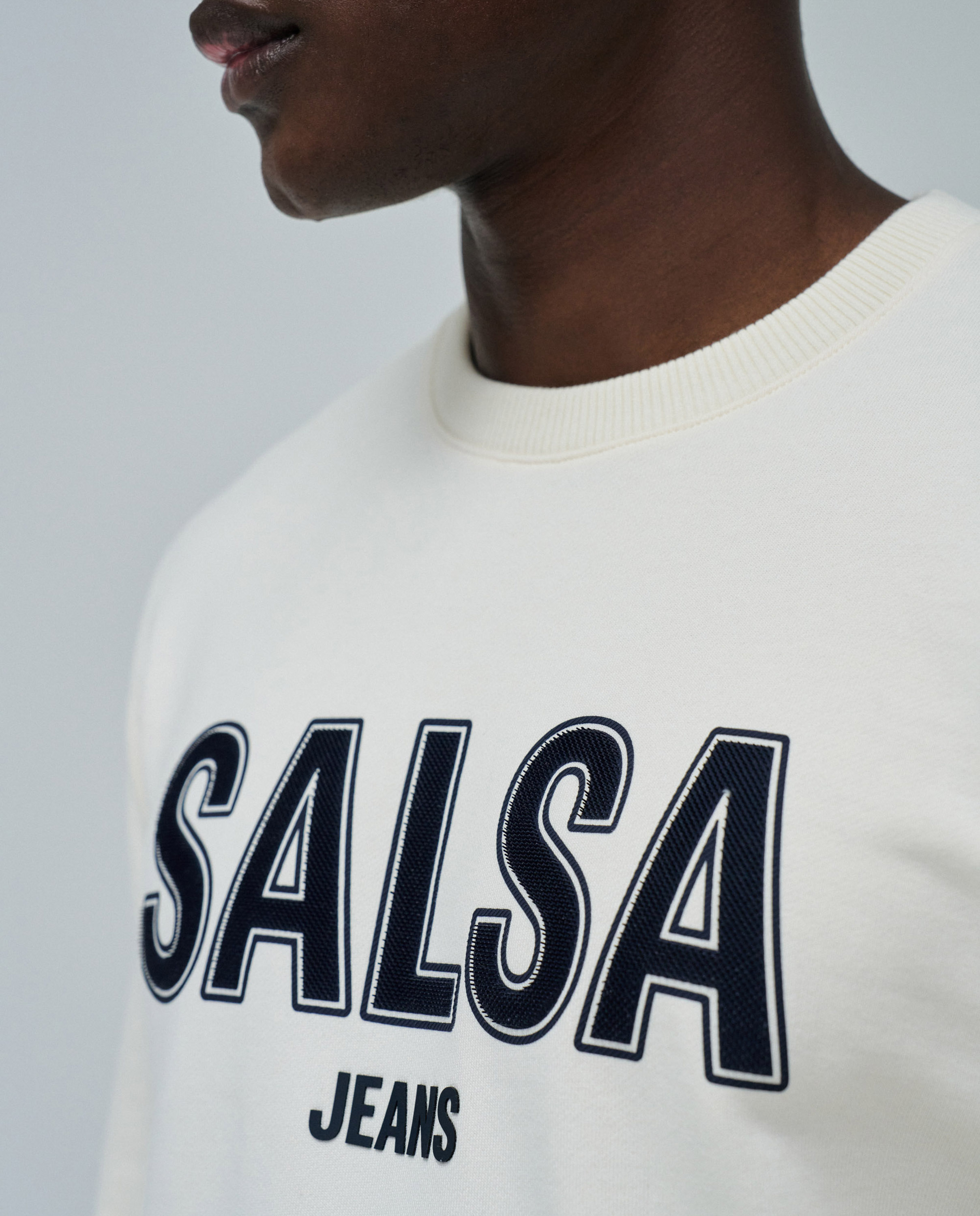 Sweatshirt com Logo Branco-4