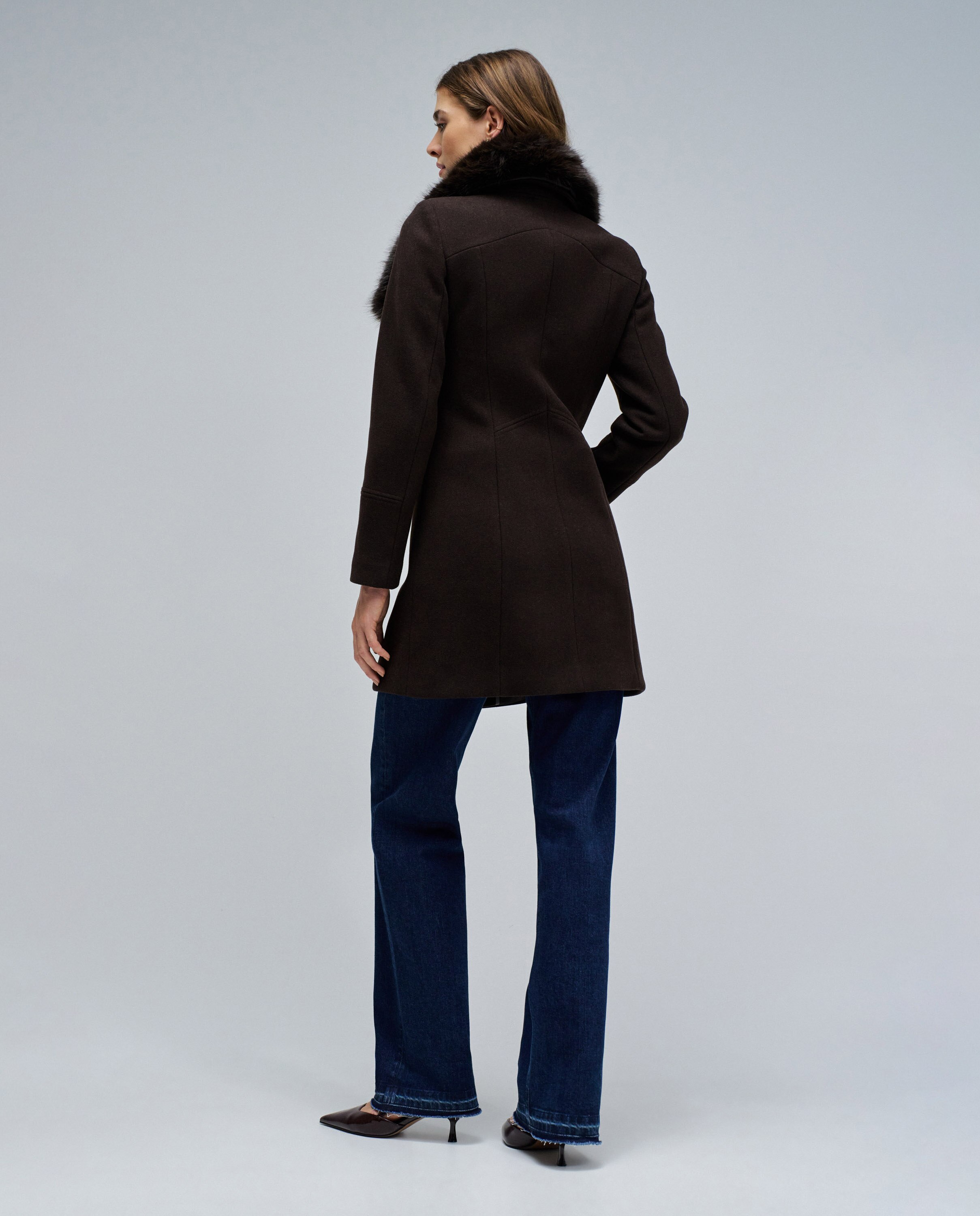 Sobretudo de Pano Grace com Pelo Castanho-3