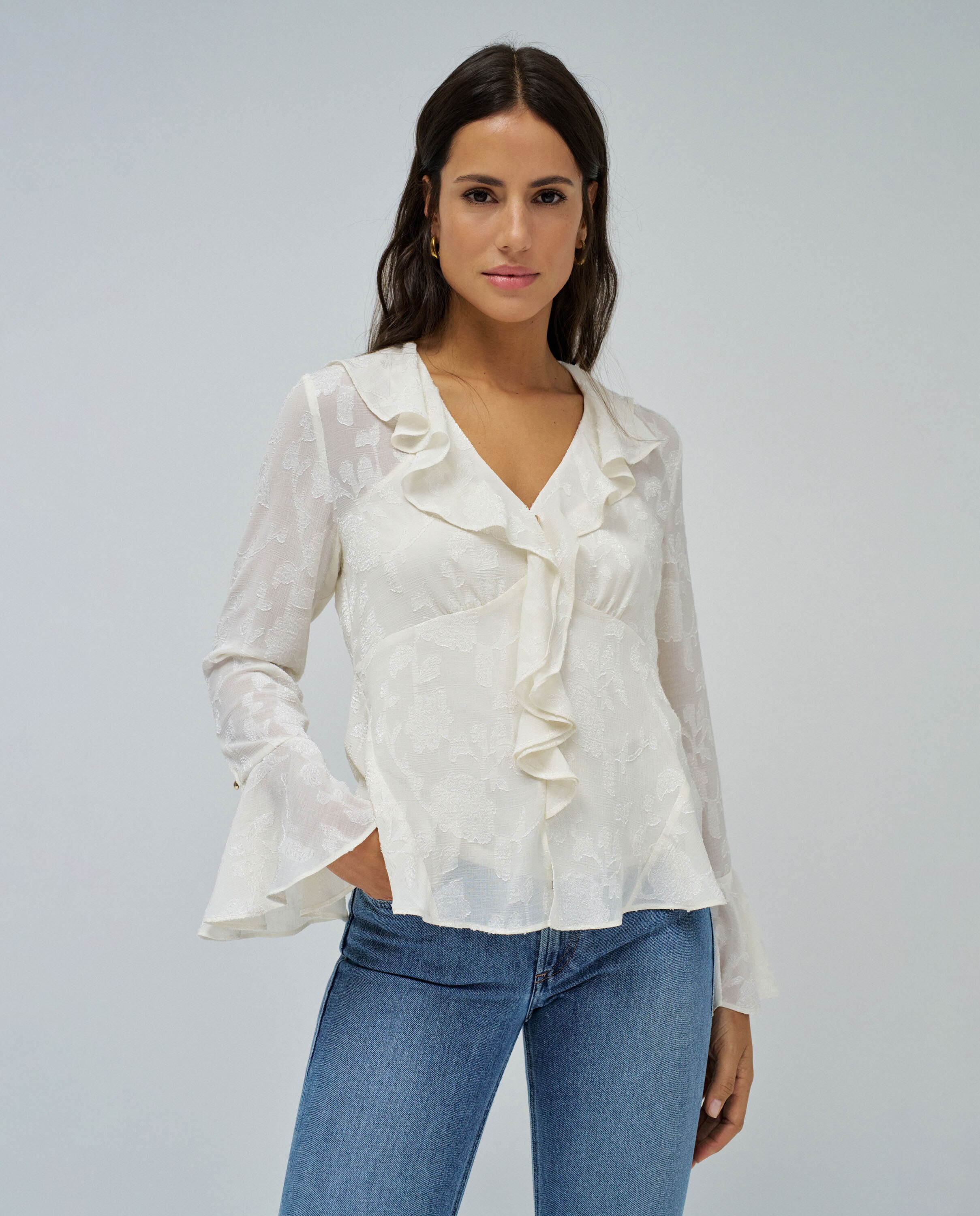 Blusa Jacquard com Folhos Creme-1