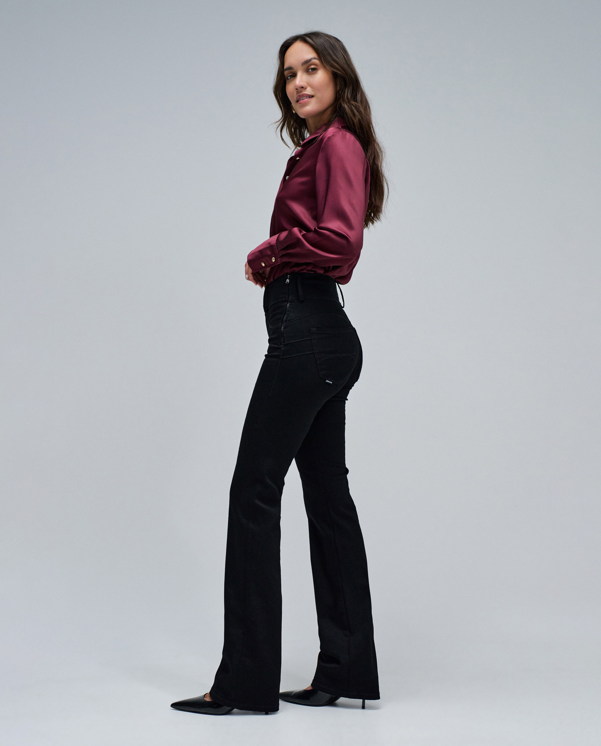 Jeans Secret Silhouette Push In Bootcut Preto-2