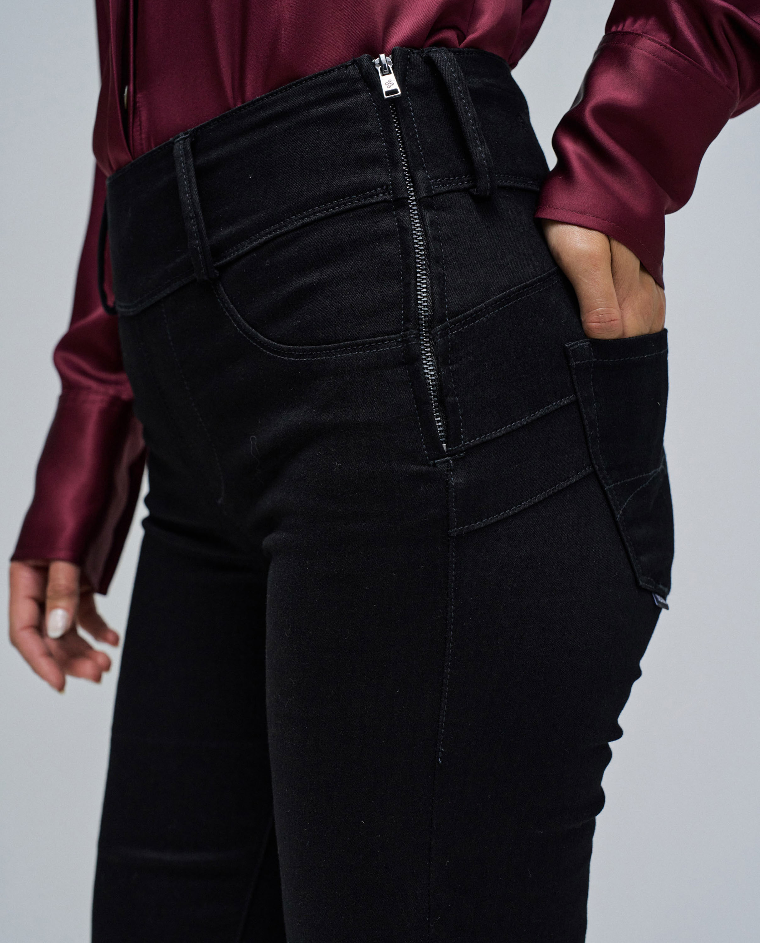 Jeans Secret Silhouette Push In Bootcut Preto-4