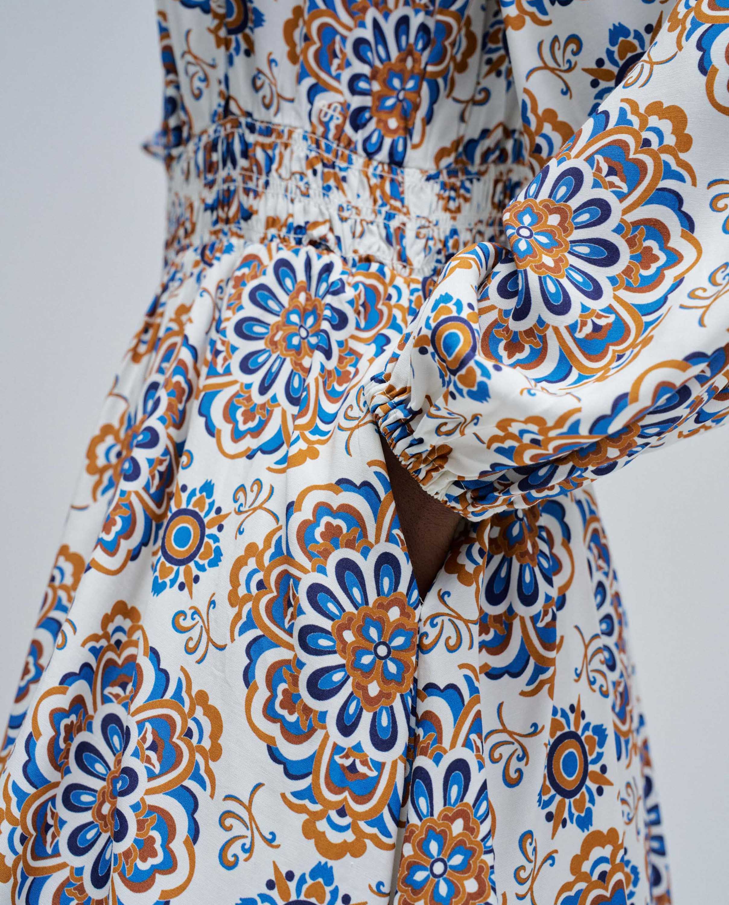 Vestido Curto com Estampado Cru-4