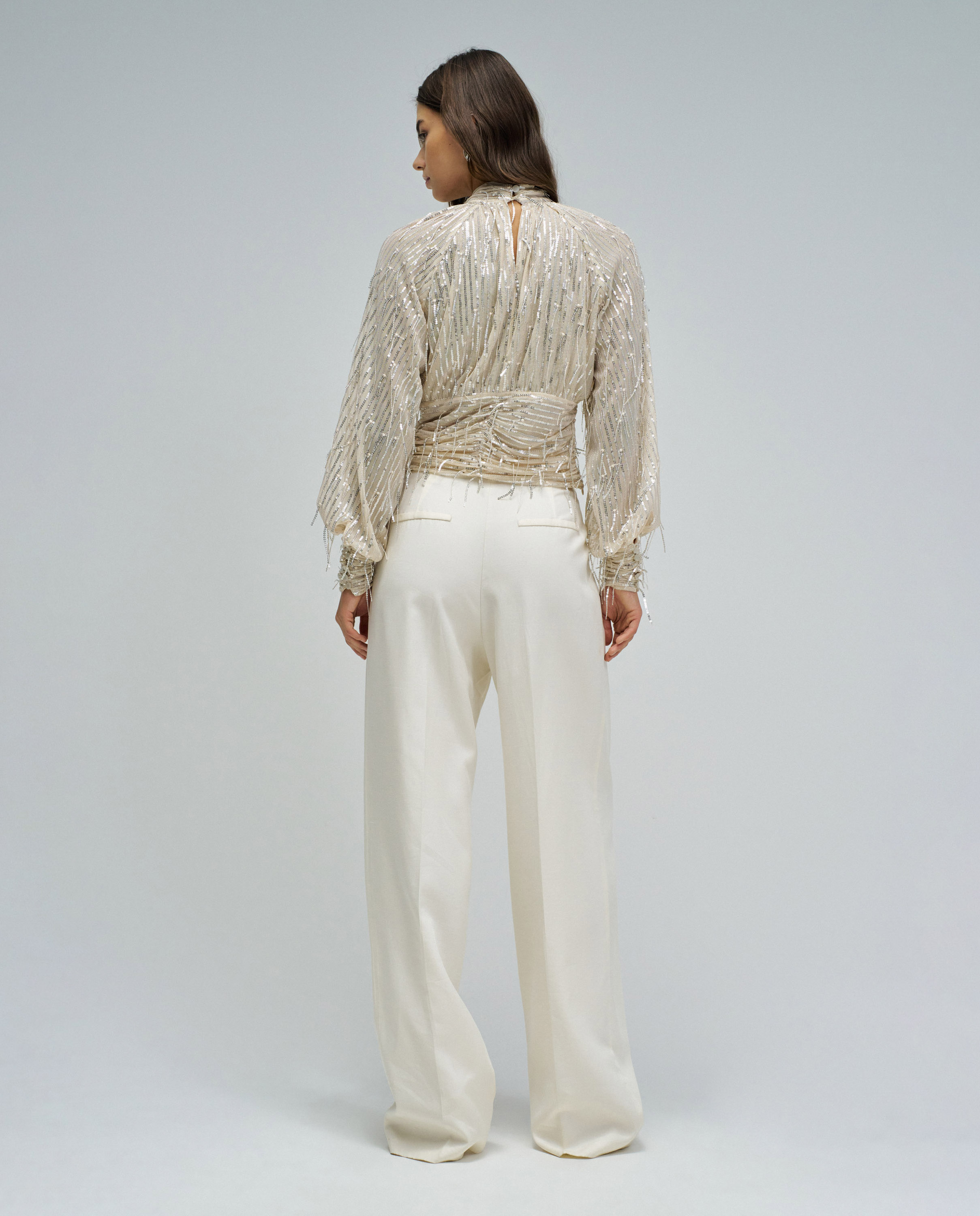 Blusa com Lantejoulas Natural-3
