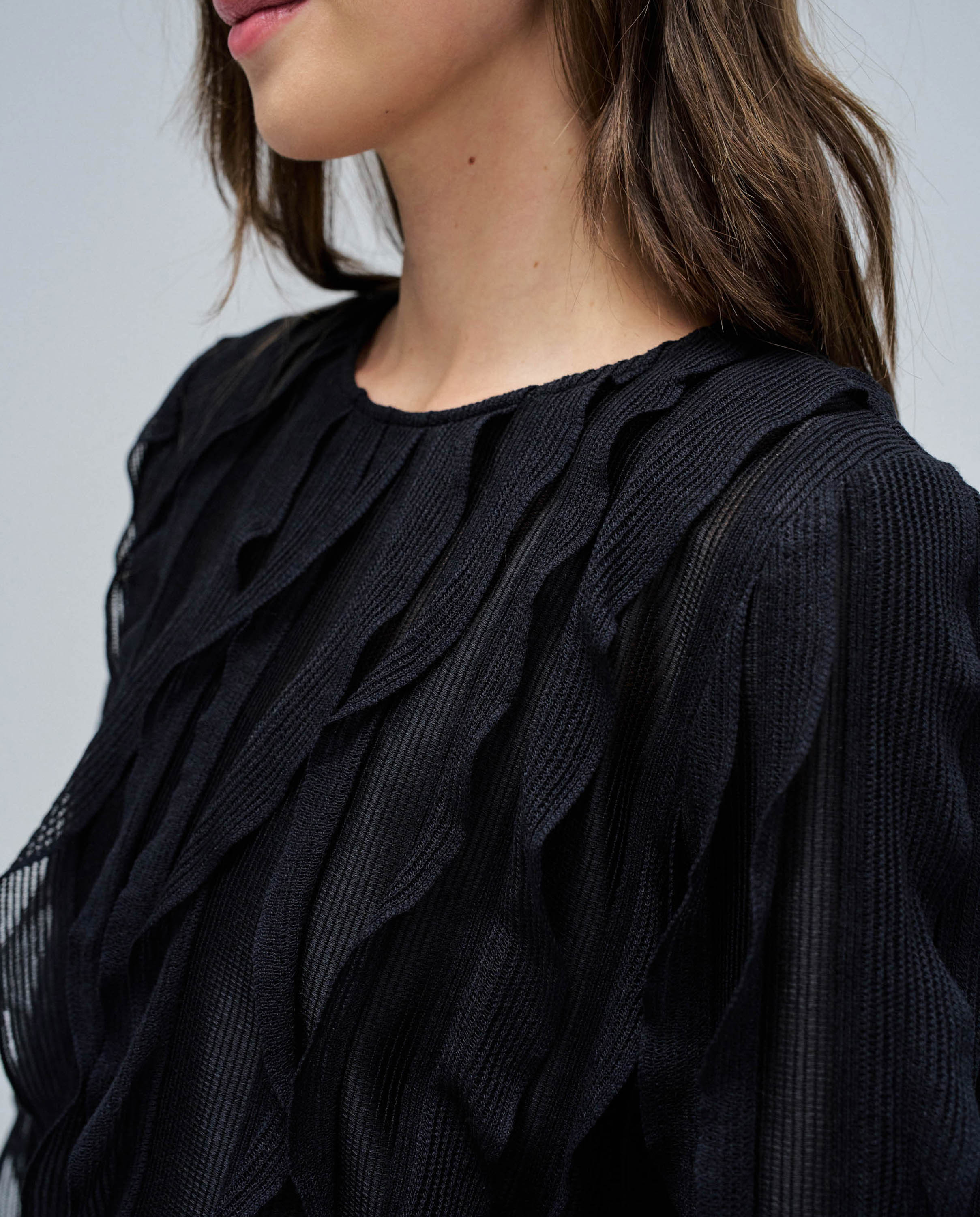 Blusa com Folhos Preto-4