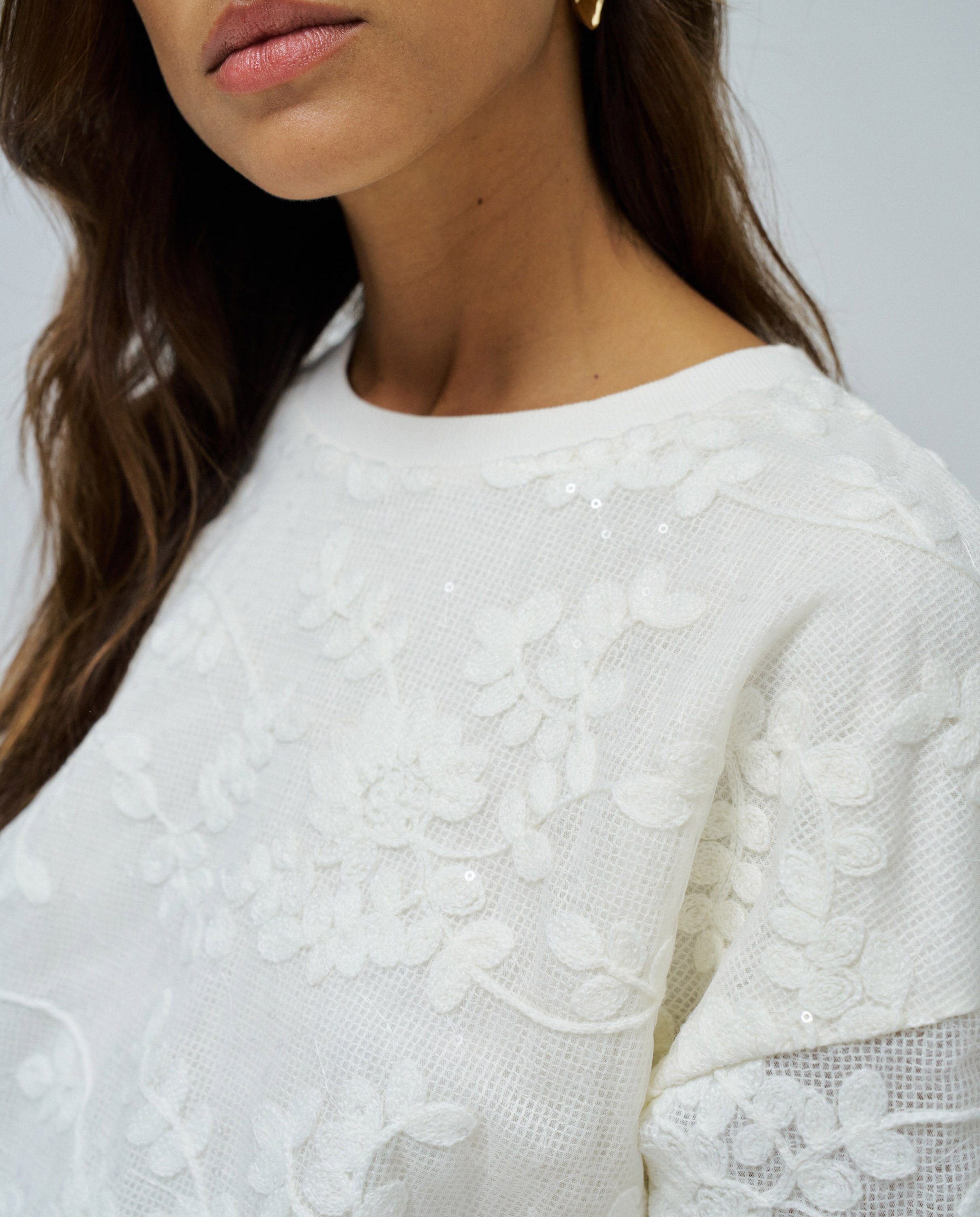 Sweatshirt com Bordados Florais Cru-4
