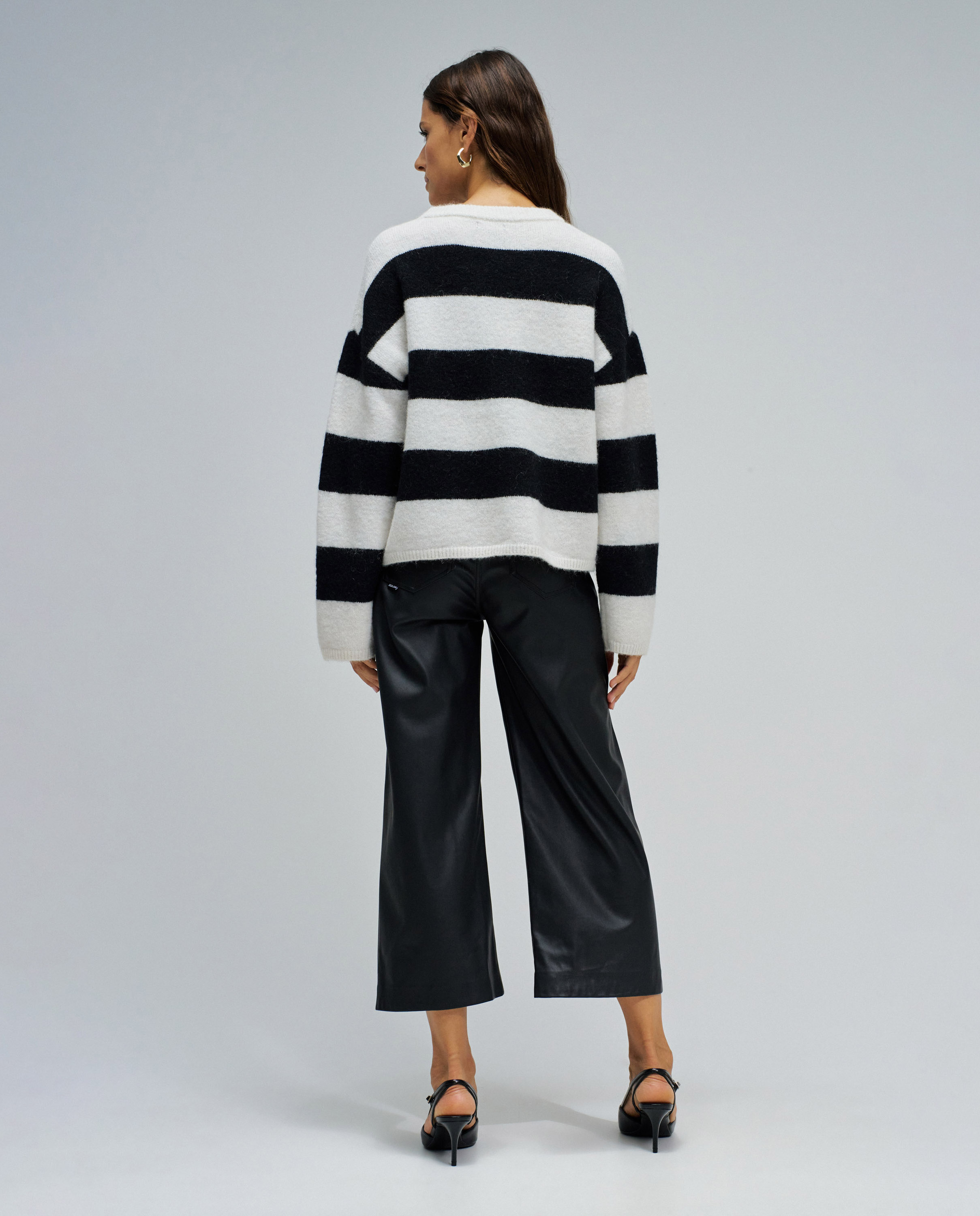 Camisola de Lã e Outros Materiais Às Riscas Preto-3