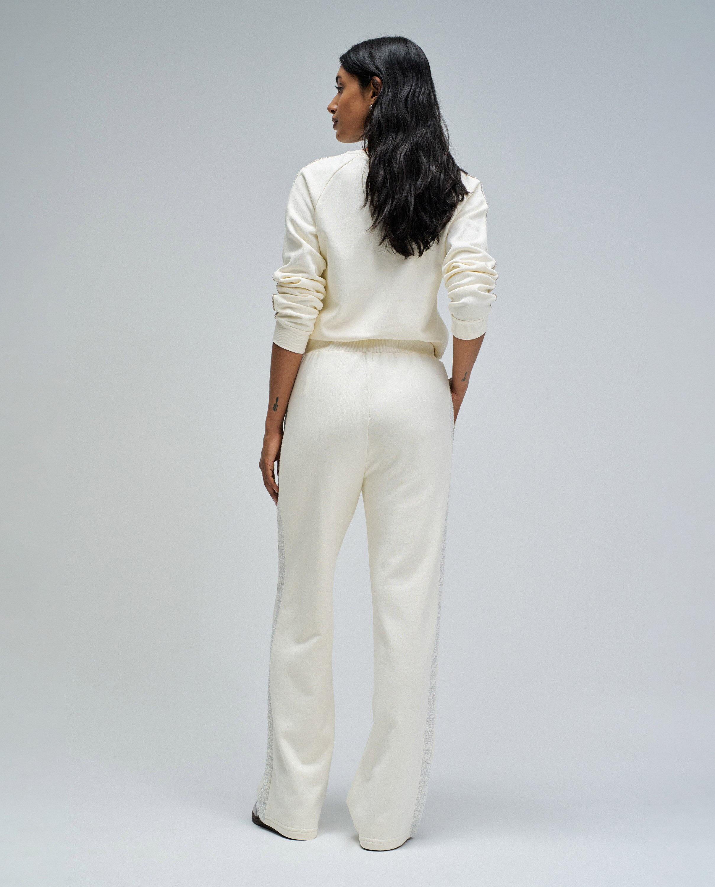 Calças Joggers com Perna Straight Creme-3